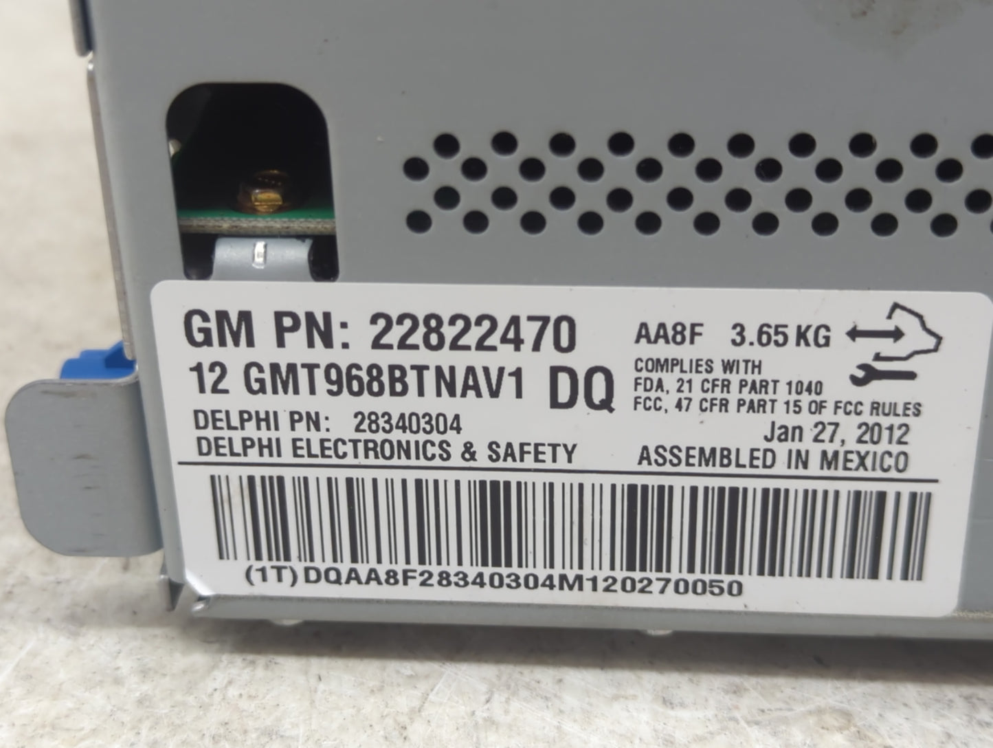 2011-2012 Gmc Acadia Radio AM FM Cd Player Receiver Replacement P/N:22822470 28340304 Fits Fits 2011 2012 OEM Used Auto Part