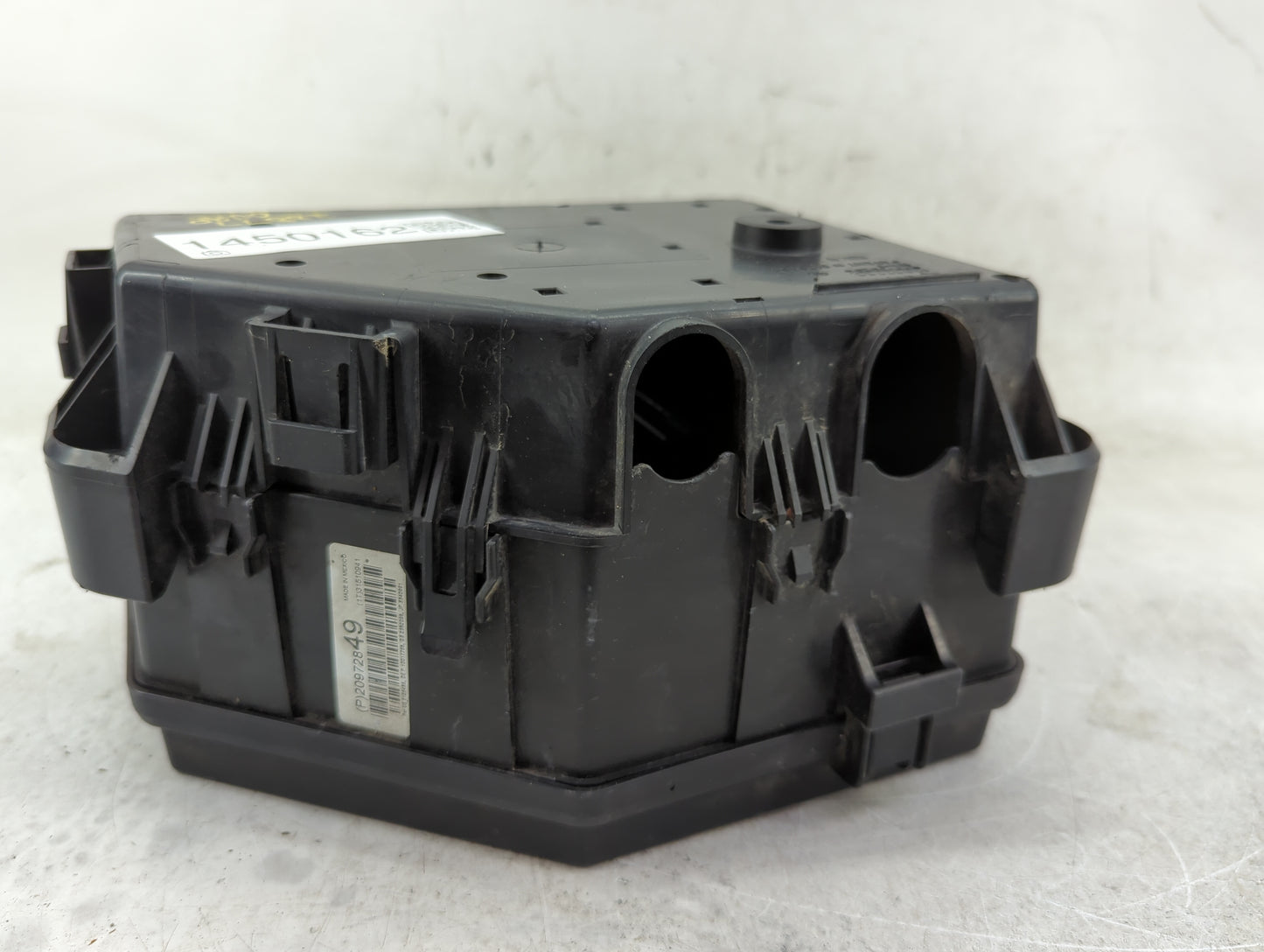 2012 Gmc Acadia Fusebox Fuse Box Panel Relay Module P/N:20972849 Fits OEM Used Auto Parts - Oemusedautoparts1.com