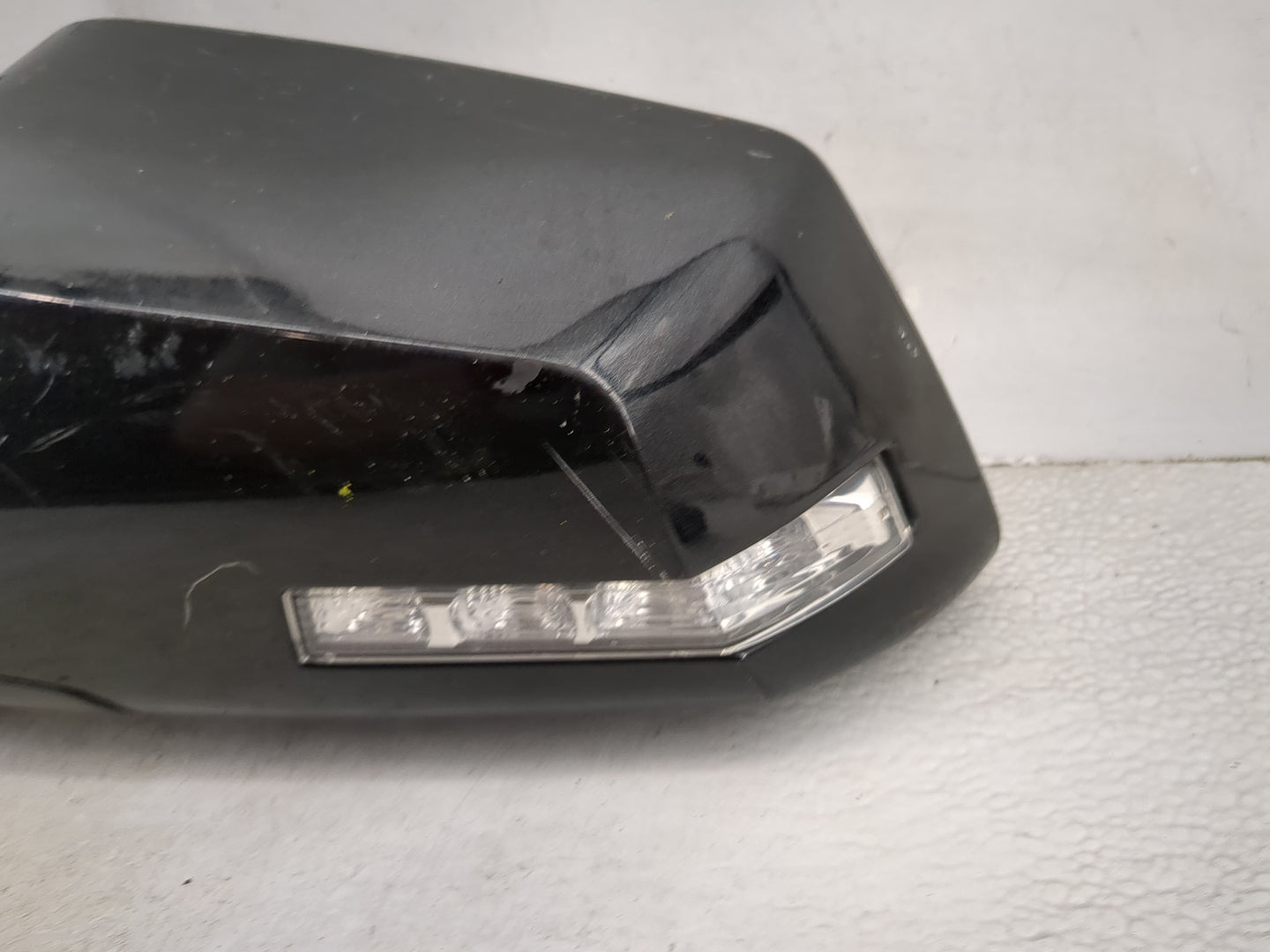 2012 Gmc Acadia Driver Side View Mirror - Left Door Mirror OEM Used - Oemusedautoparts1.com