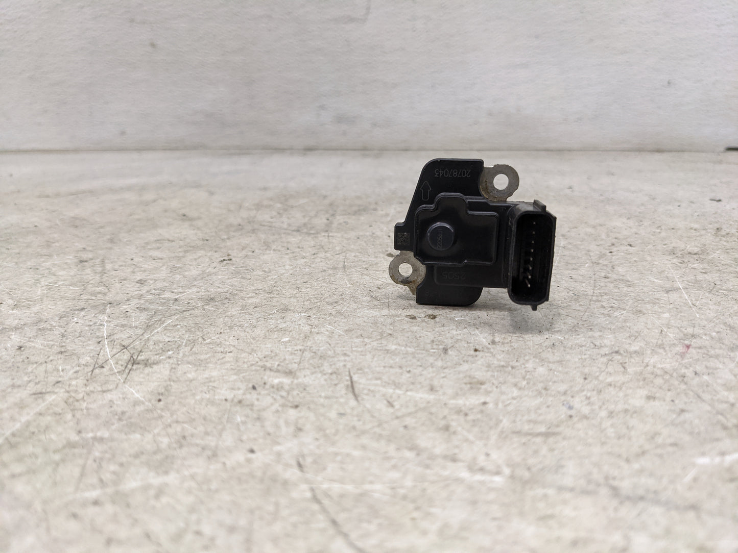2012-2022 Gmc Acadia Mass Air Flow Meter Maf 1489691 - Oemusedautoparts1.com