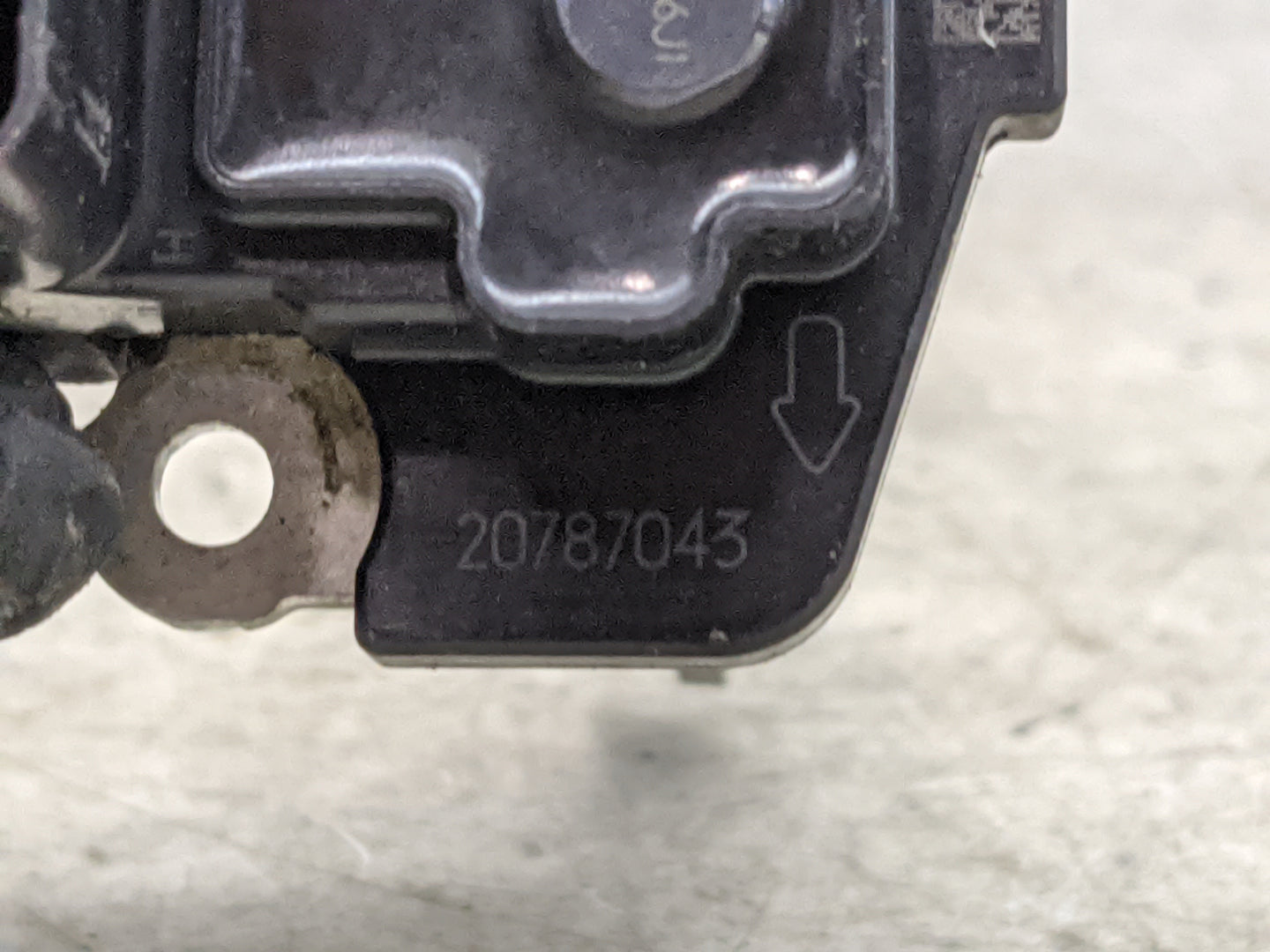 2012-2022 Gmc Acadia Mass Air Flow Meter Maf 1489691 - Oemusedautoparts1.com