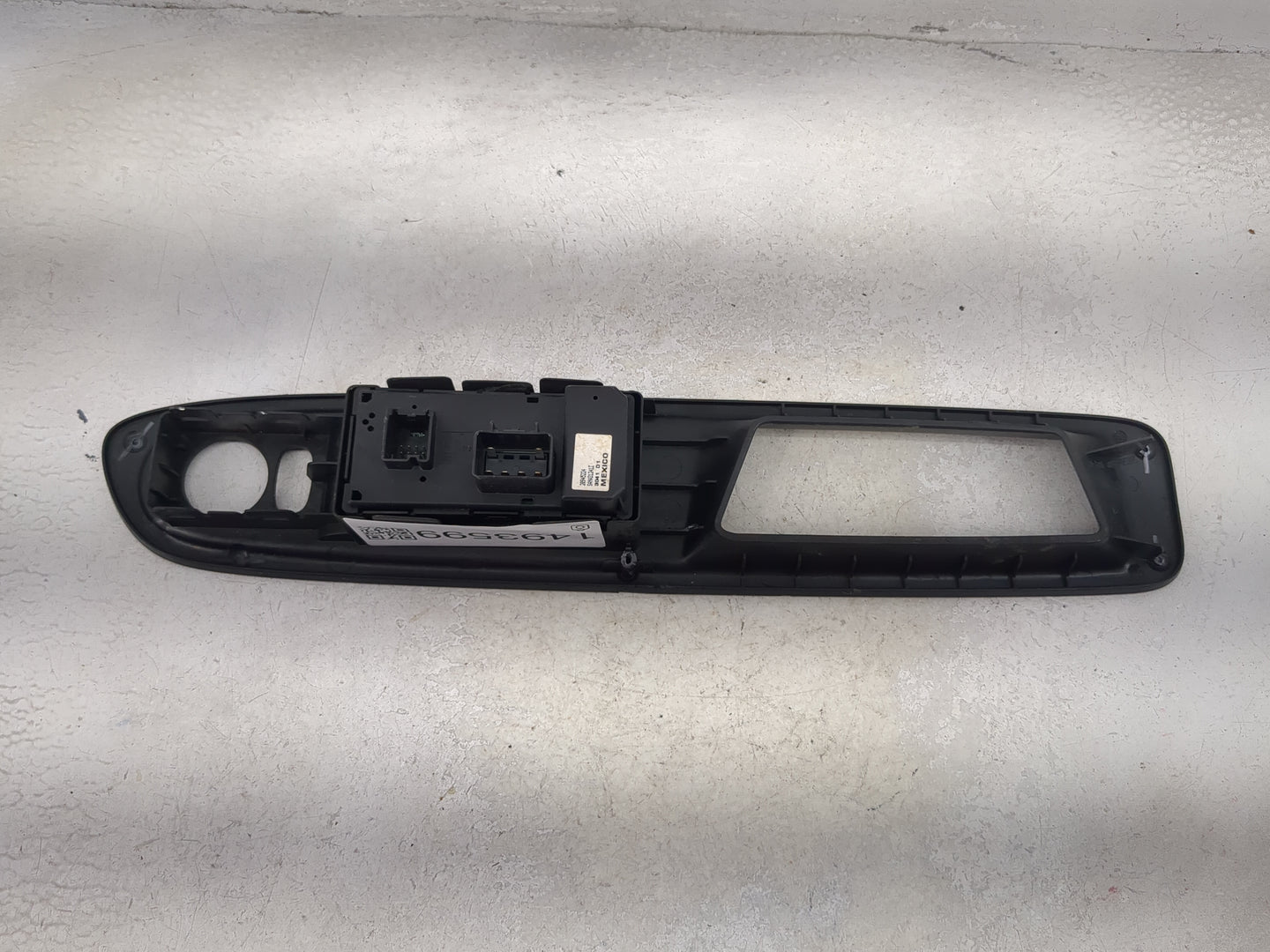 2007-2017 Gmc Acadia Master Power Window Switch Replacement Driver Side Left P/N:20945224 SANAD1241I Fits OEM Used Auto Part