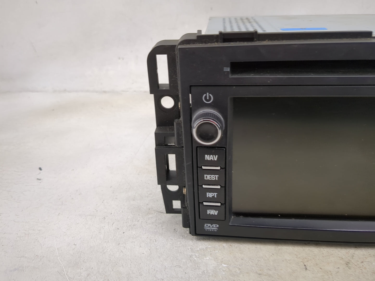 2012 Gmc Acadia Radio AM FM Cd Player Receiver Replacement P/N:22822469 28317226 Fits OEM Used Auto Parts - Oemusedautoparts