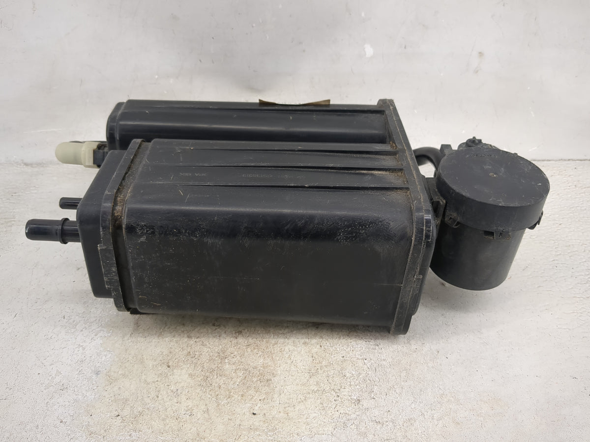 2012 Gmc Acadia Fuel Vapor Charcoal Canister 1515835 - Oemusedautoparts1.com