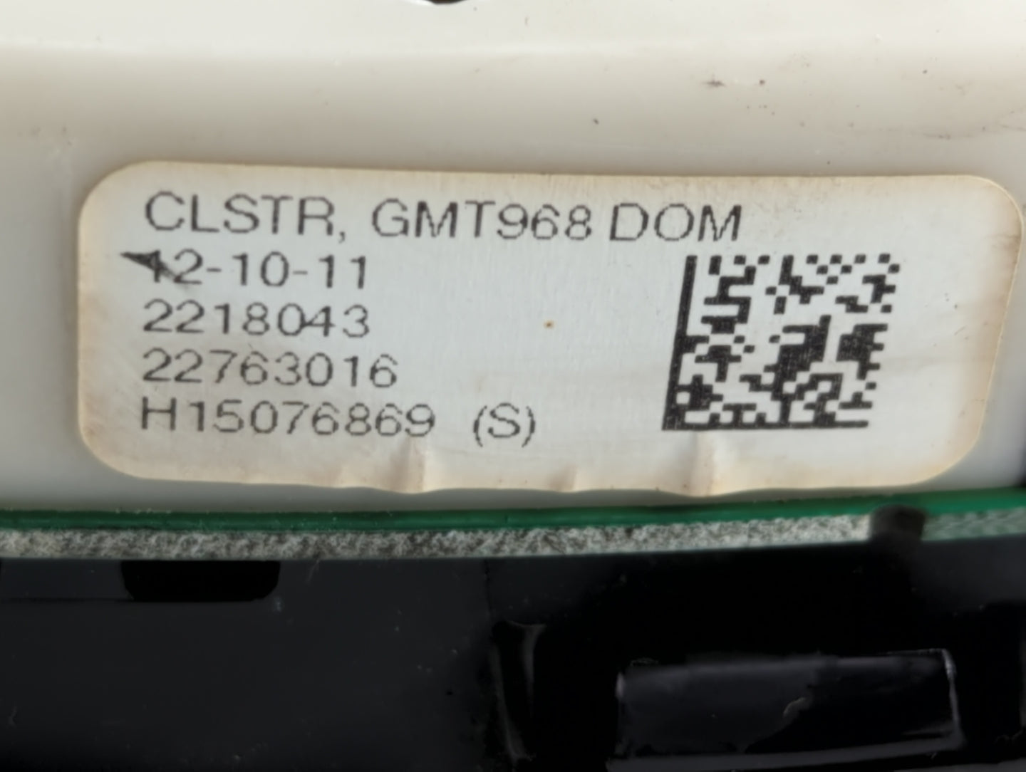 2011-2012 Gmc Acadia Instrument Cluster Speedometer Gauges P/N:22763016 Fits Fits 2011 2012 OEM Used Auto Parts - Oemusedaut