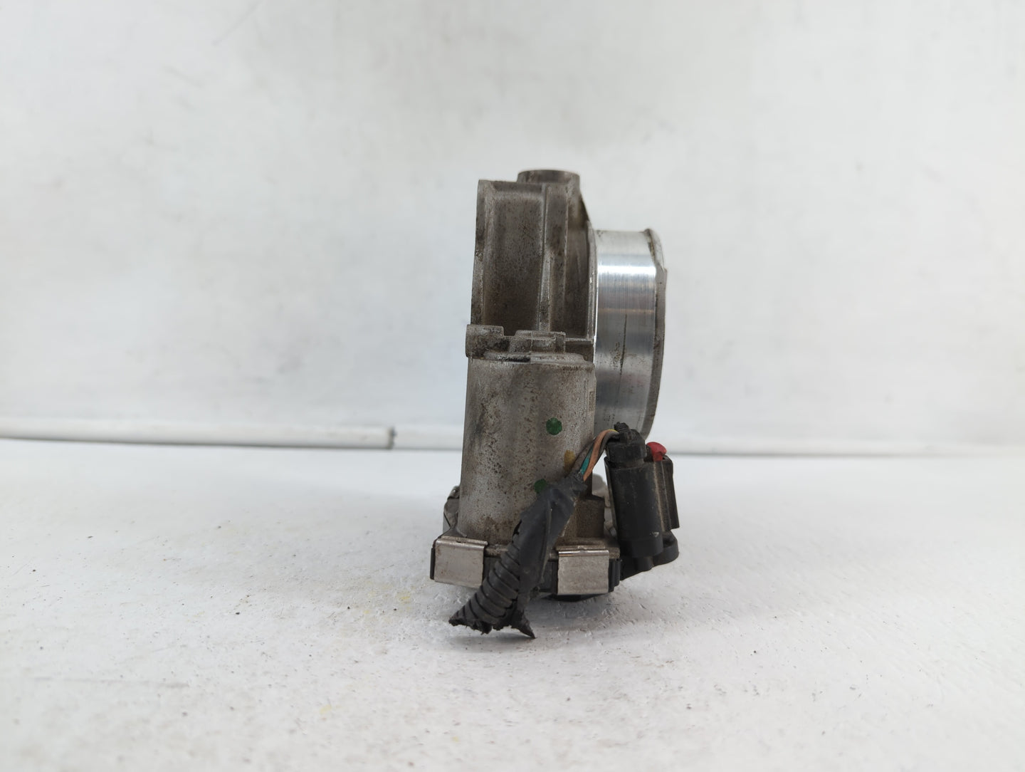 2012-2017 Gmc Acadia Throttle Body P/N:12670981AA 12632172BA Fits Fits 2012 2013 2014 2015 2016 2017 2018 2019 OEM Used Auto