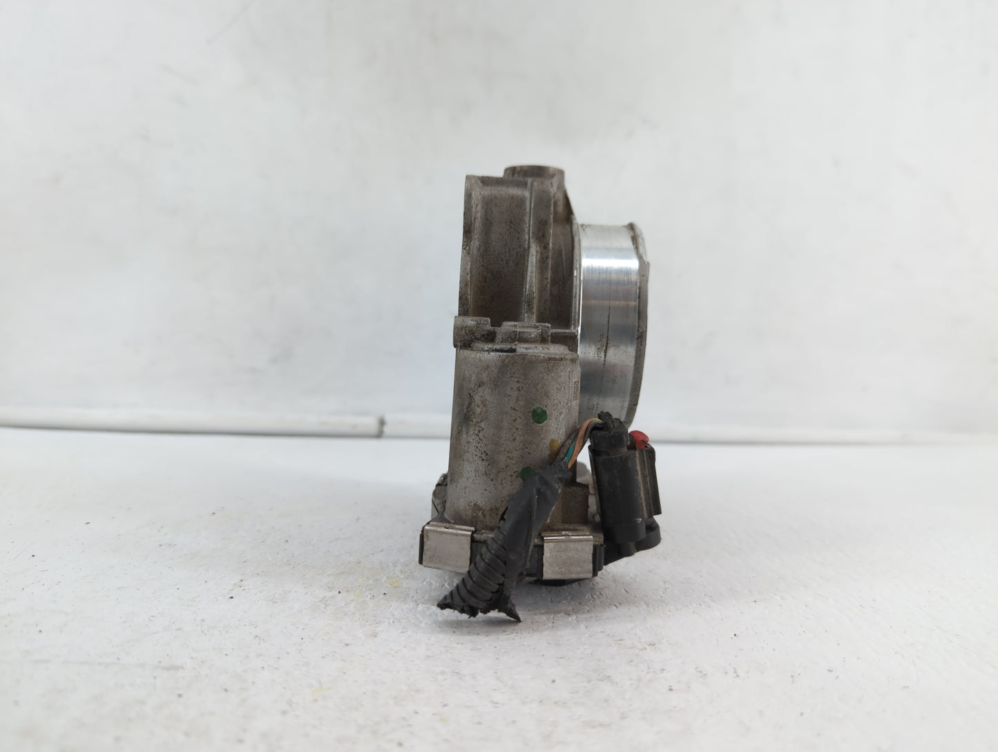 2012-2017 Gmc Acadia Throttle Body P/N:12670981AA 12632172BA Fits Fits 2012 2013 2014 2015 2016 2017 2018 2019 OEM Used Auto