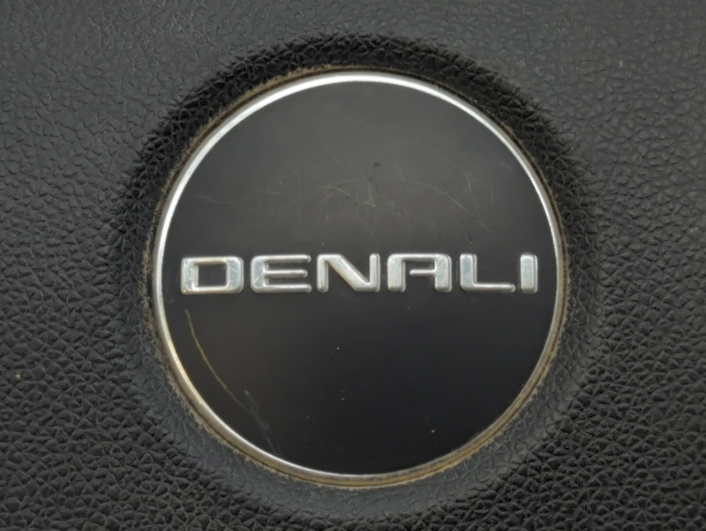 2011-2012 Gmc Acadia Air Bag Driver Left Steering Wheel Mounted Fits Fits 2011 2012 OEM Used Auto Parts - Oemusedautoparts1.