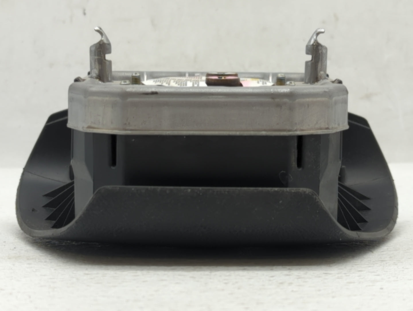 2011-2012 Gmc Acadia Air Bag Driver Left Steering Wheel Mounted Fits Fits 2011 2012 OEM Used Auto Parts - Oemusedautoparts1.