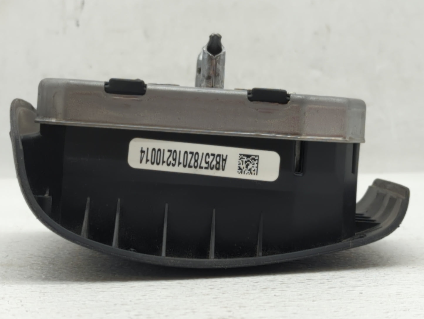 2011-2012 Gmc Acadia Air Bag Driver Left Steering Wheel Mounted Fits Fits 2011 2012 OEM Used Auto Parts - Oemusedautoparts1.