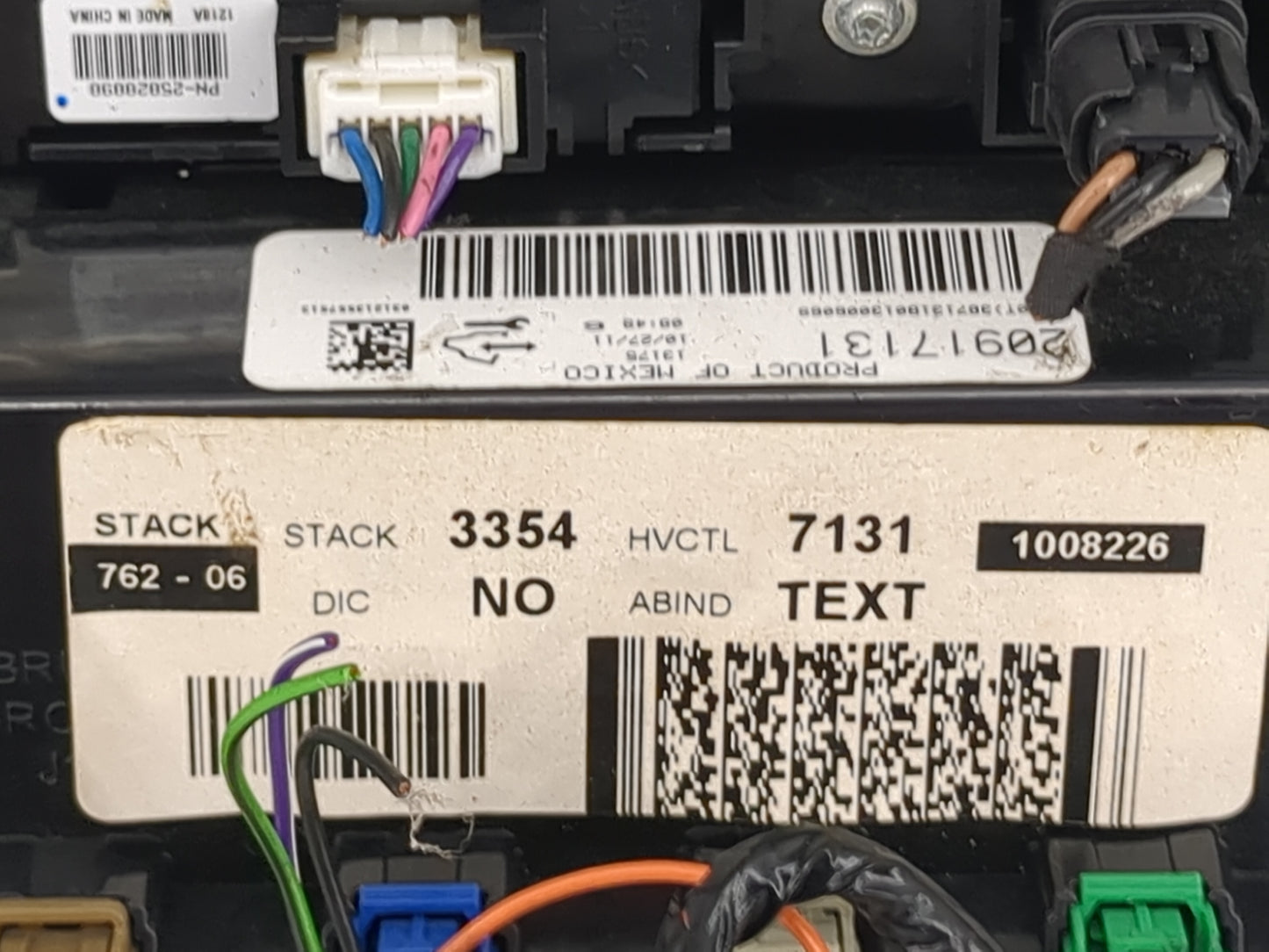 2007-2012 Gmc Acadia Climate Control Module Temperature AC/Heater Replacement P/N:25820030 20917131 Fits OEM Used Auto Parts