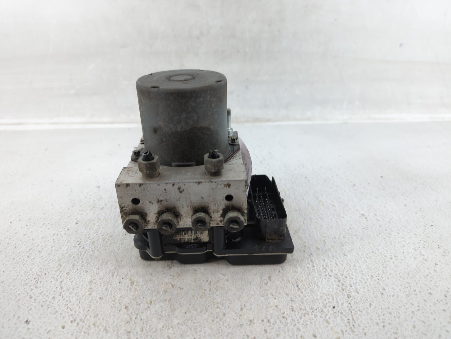 2012-2017 Gmc Acadia ABS Pump Control Module Replacement P/N:22912777 Fits Fits 2012 2013 2014 2015 2016 2017 OEM Used Auto 