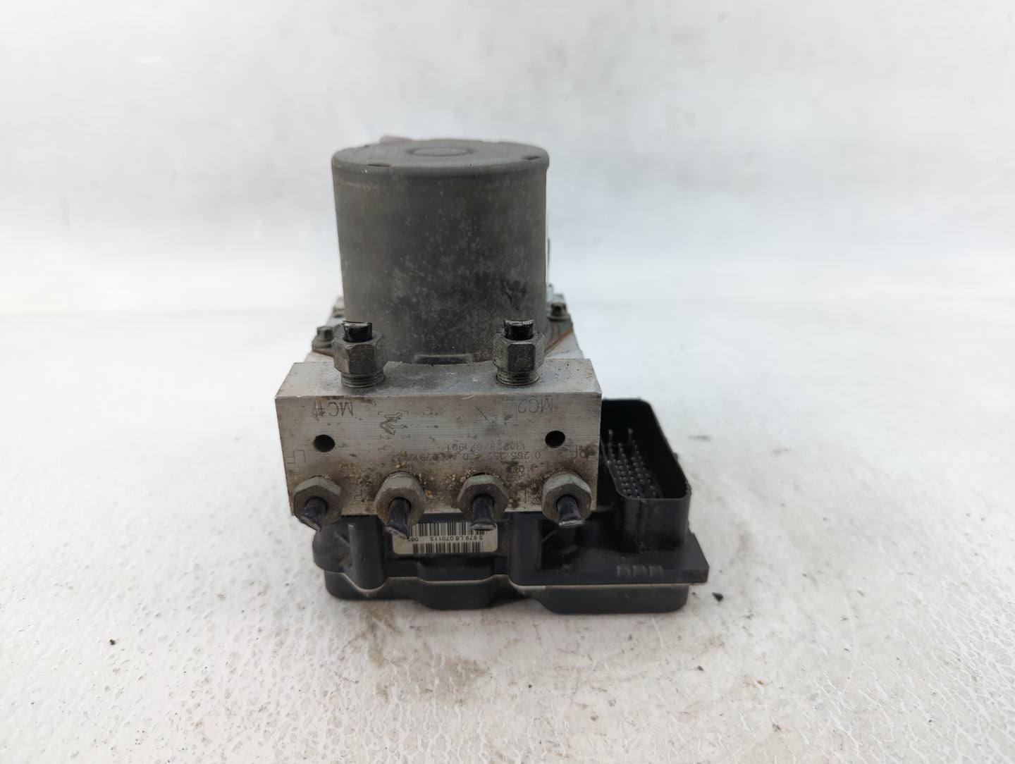 2012-2017 Gmc Acadia ABS Pump Control Module Replacement P/N:0 265 252 460 22912777 Fits Fits 2012 2013 2014 2015 2016 2017 