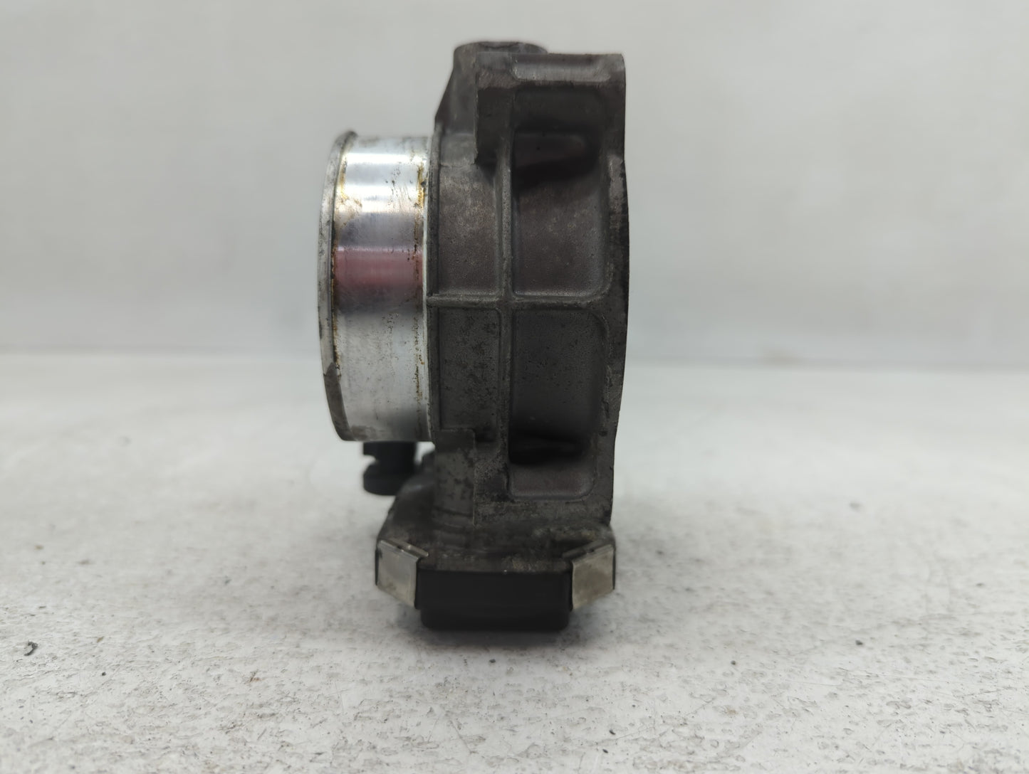 2012-2017 Gmc Acadia Throttle Body P/N:12632172BA Fits Fits 2012 2013 2014 2015 2016 2017 2018 2019 2020 2021 2022 OEM Used 