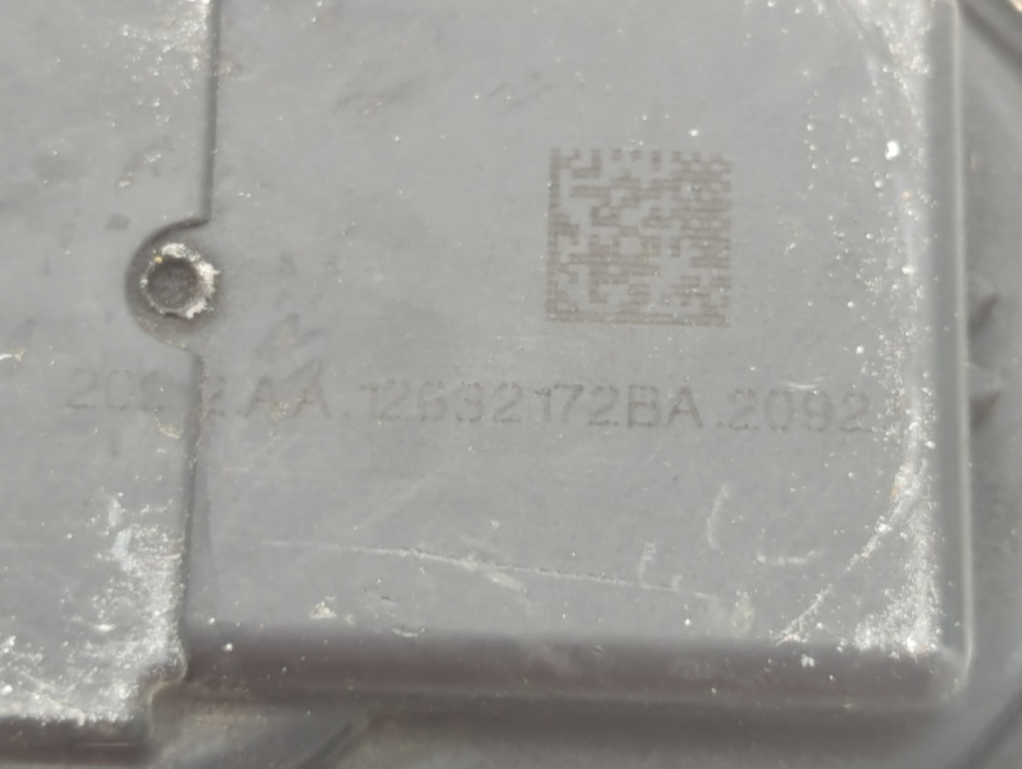 2012-2017 Gmc Acadia Throttle Body P/N:12632172BA Fits Fits 2012 2013 2014 2015 2016 2017 2018 2019 2020 2021 2022 OEM Used 