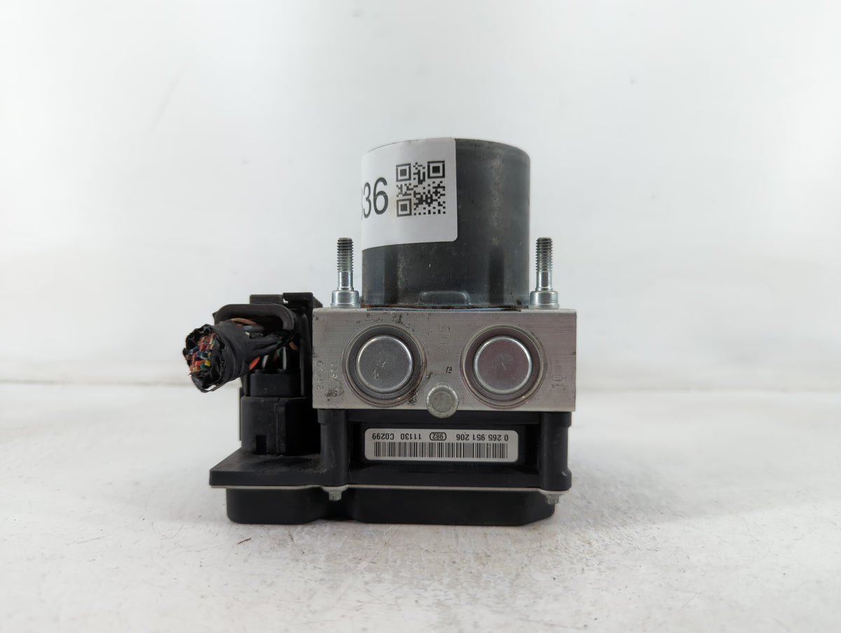 2012-2017 Gmc Acadia Anti-Lock Brake ABS Pump Module Actuator OEM P/N:0 265 230 663 AC Fits Fits 2012 2013 2014 2015 2016 20
