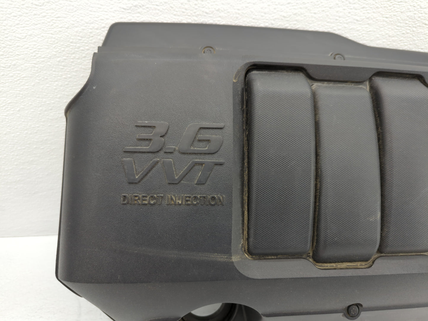 2012 Gmc Acadia Engine Cover - Oemusedautoparts1.com