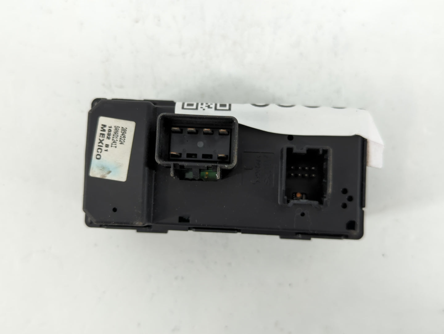 2007-2017 Gmc Acadia Master Power Window Switch Replacement Driver Side Left P/N:20945224 Fits OEM Used Auto Parts - Oemused