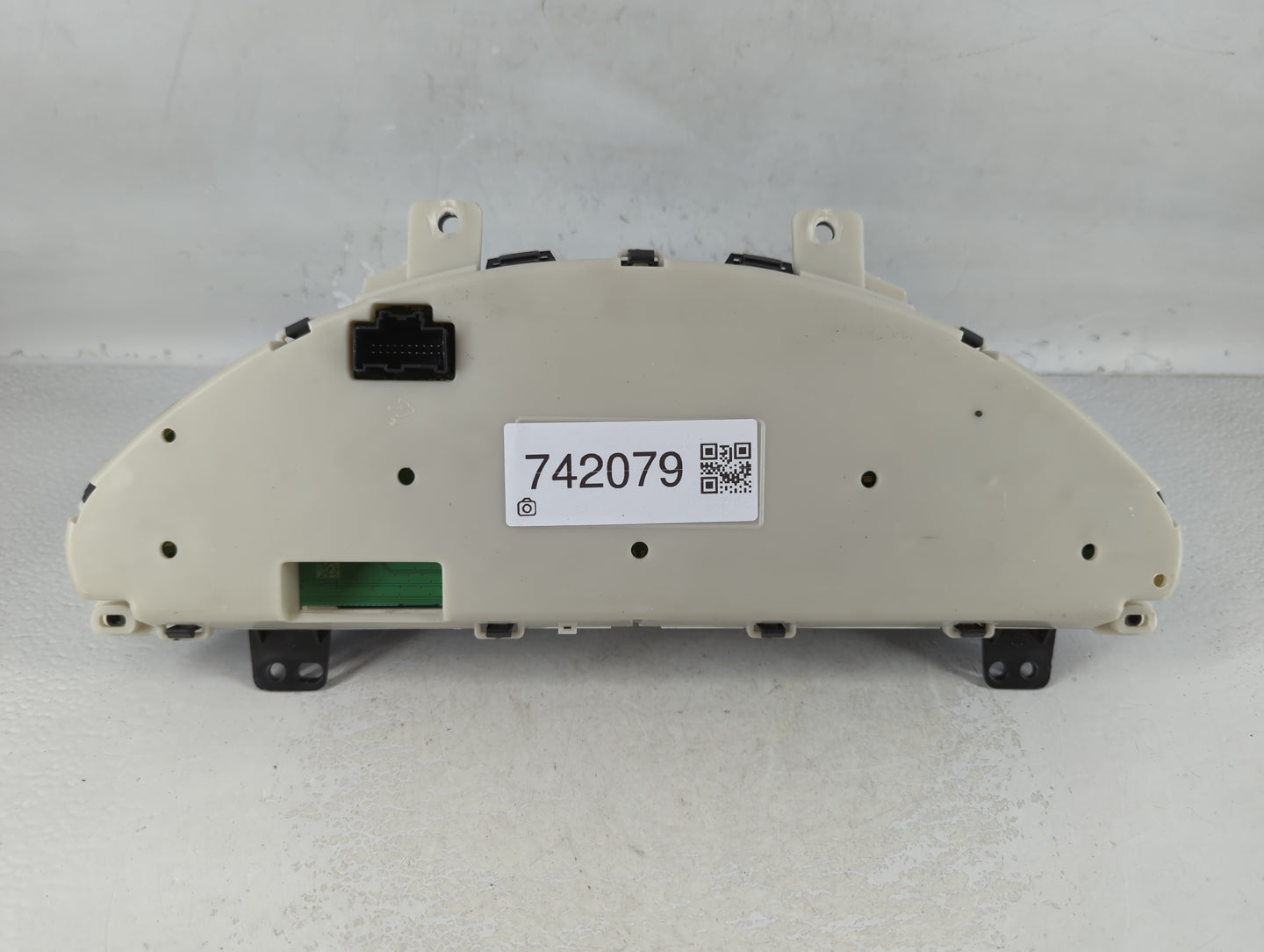 2011-2012 Gmc Acadia Instrument Cluster Speedometer Gauges P/N:22763016 2218043 Fits Fits 2011 2012 OEM Used Auto Parts - Oe