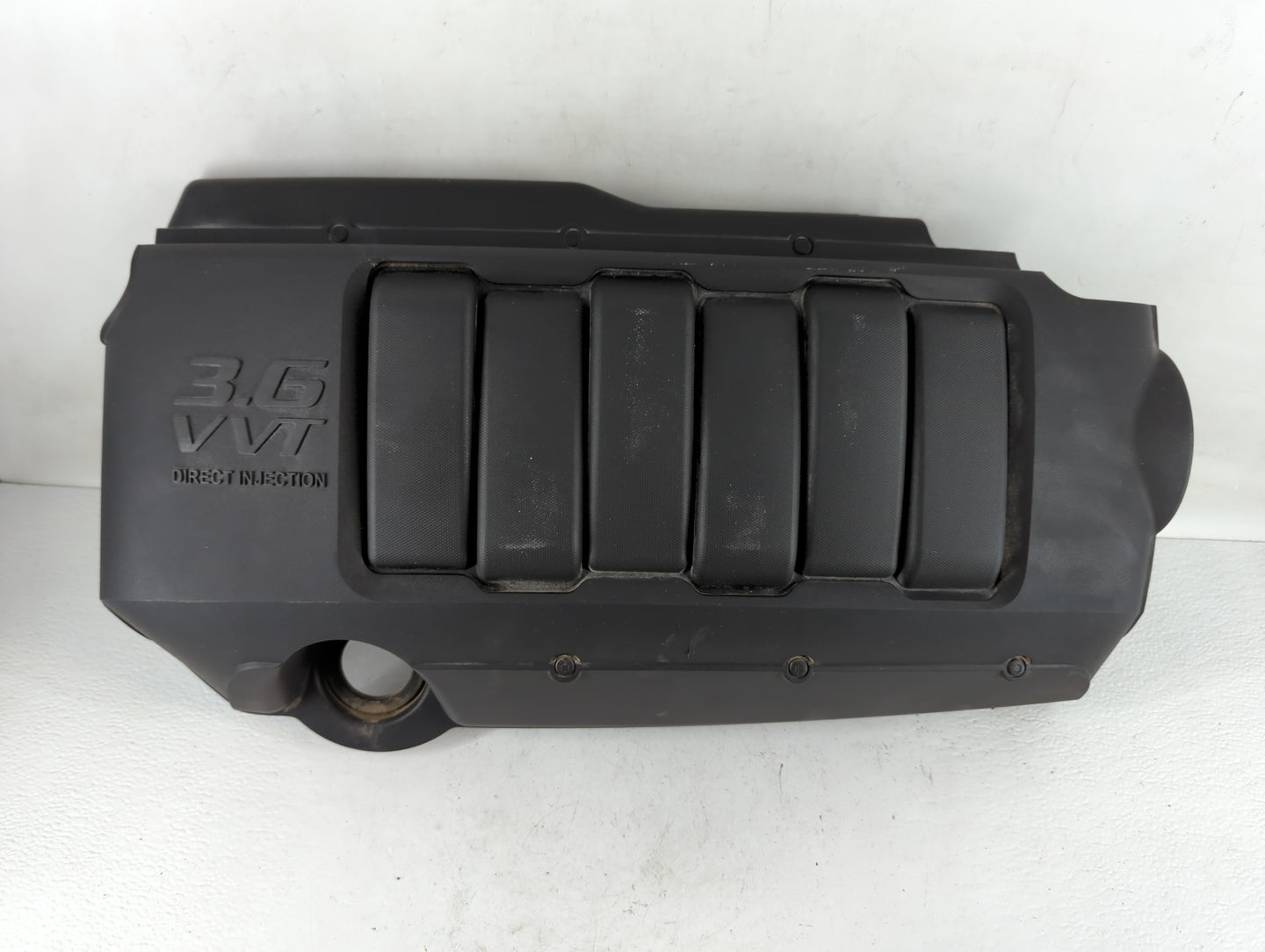 2012 Gmc Acadia Engine Cover - Oemusedautoparts1.com