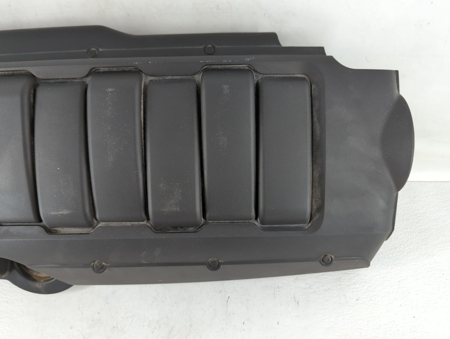 2012 Gmc Acadia Engine Cover - Oemusedautoparts1.com