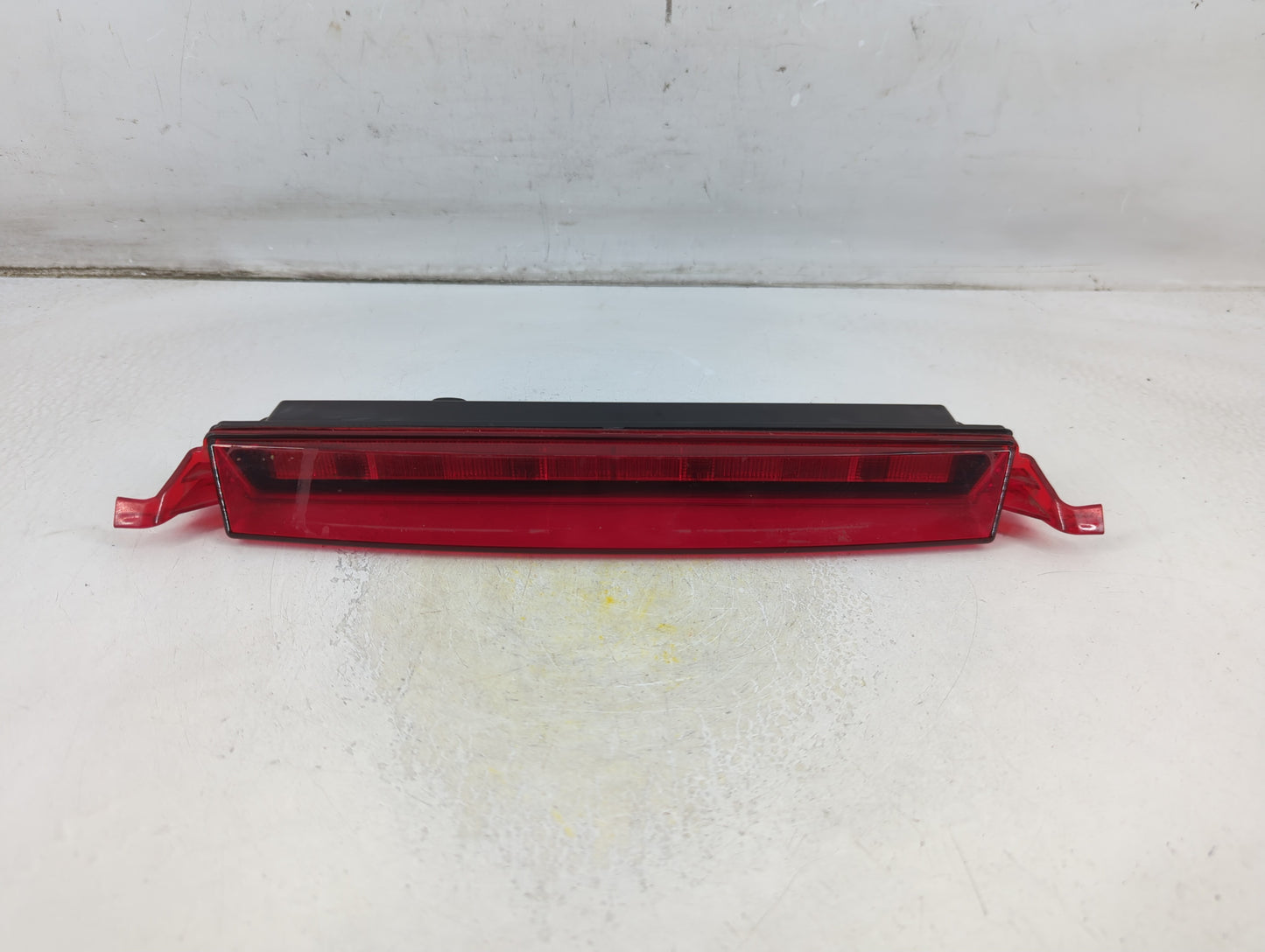 2012 Gmc Acadia Third Brake Light Tail Light Fits OEM Used Auto Parts - Oemusedautoparts1.com
