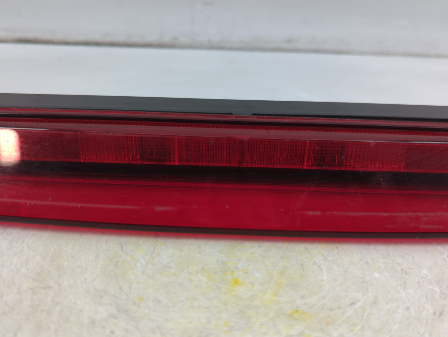 2012 Gmc Acadia Third Brake Light Tail Light Fits OEM Used Auto Parts - Oemusedautoparts1.com