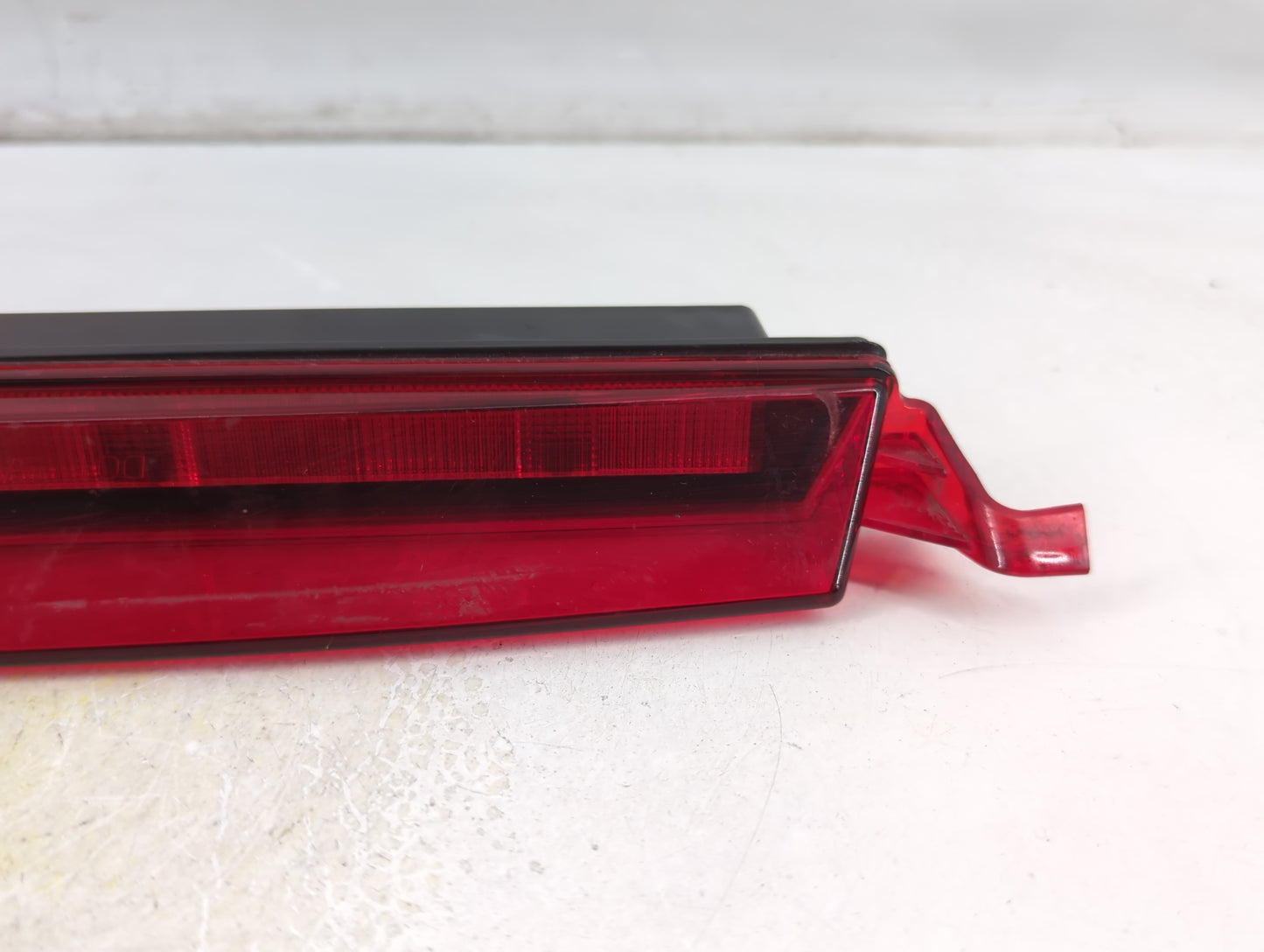 2012 Gmc Acadia Third Brake Light Tail Light Fits OEM Used Auto Parts - Oemusedautoparts1.com