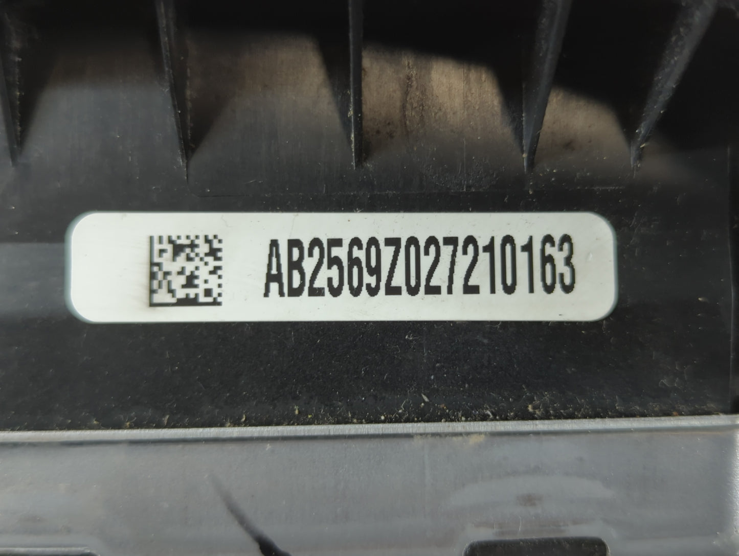 2012 Gmc Acadia Air Bag Driver Left Steering Wheel Mounted P/N:AB2569Z027210163 Fits OEM Used Auto Parts - Oemusedautoparts1