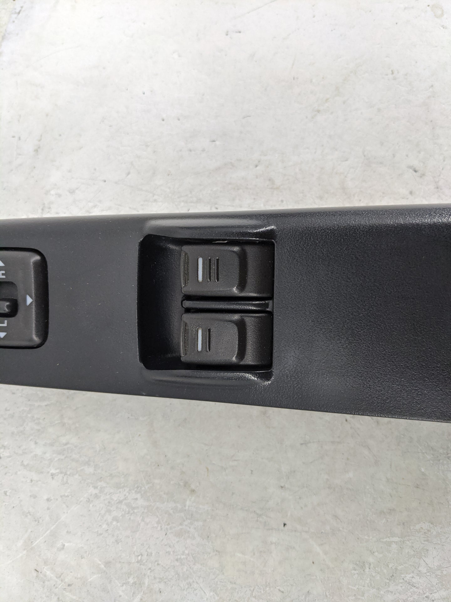 2004-2012 Gmc Canyon Master Power Window Switch Replacement Driver Side Left Fits OEM Used Auto Parts - Oemusedautoparts1.co