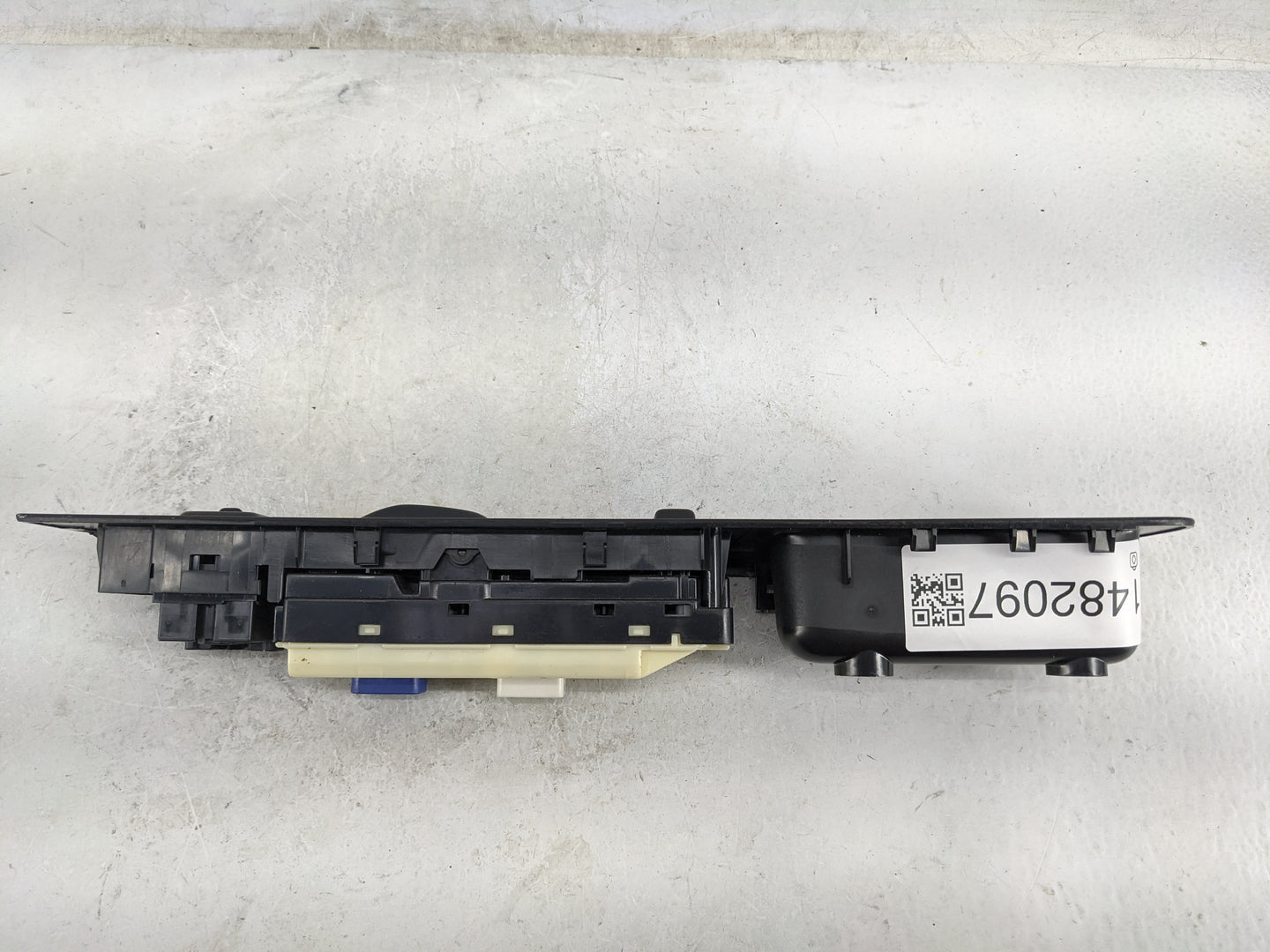 2004-2012 Gmc Canyon Master Power Window Switch Replacement Driver Side Left Fits OEM Used Auto Parts - Oemusedautoparts1.co