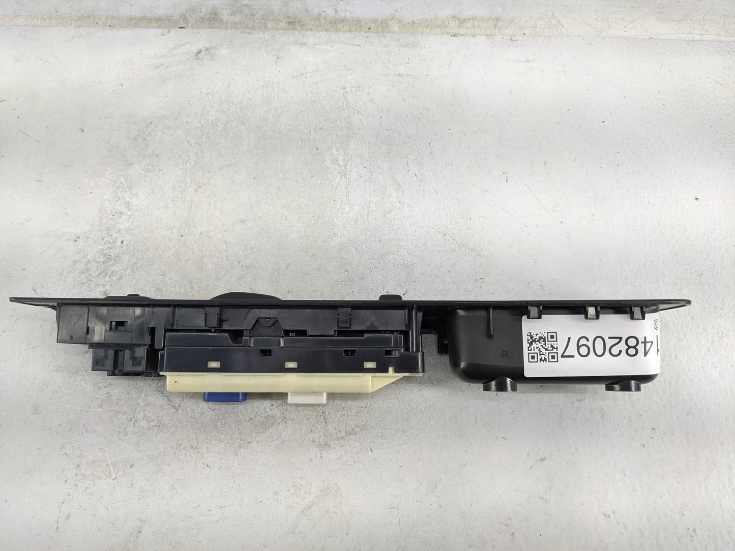 2004-2012 Gmc Canyon Master Power Window Switch Replacement Driver Side Left Fits OEM Used Auto Parts - Oemusedautoparts1.co