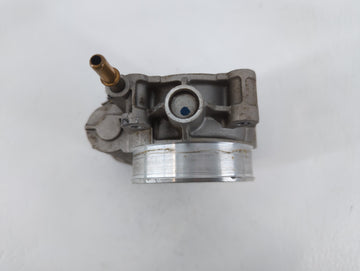 2008-2012 Gmc Canyon Throttle Body P/N:CGH-BB-B3-022R0 Fits Fits 2008 2009 2010 2011 2012 OEM Used Auto Parts