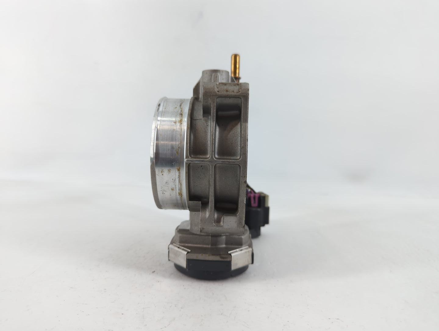 2008-2012 Gmc Canyon Throttle Body P/N:CGH-BB-B3-022R0 Fits Fits 2008 2009 2010 2011 2012 OEM Used Auto Parts - Oemusedautop