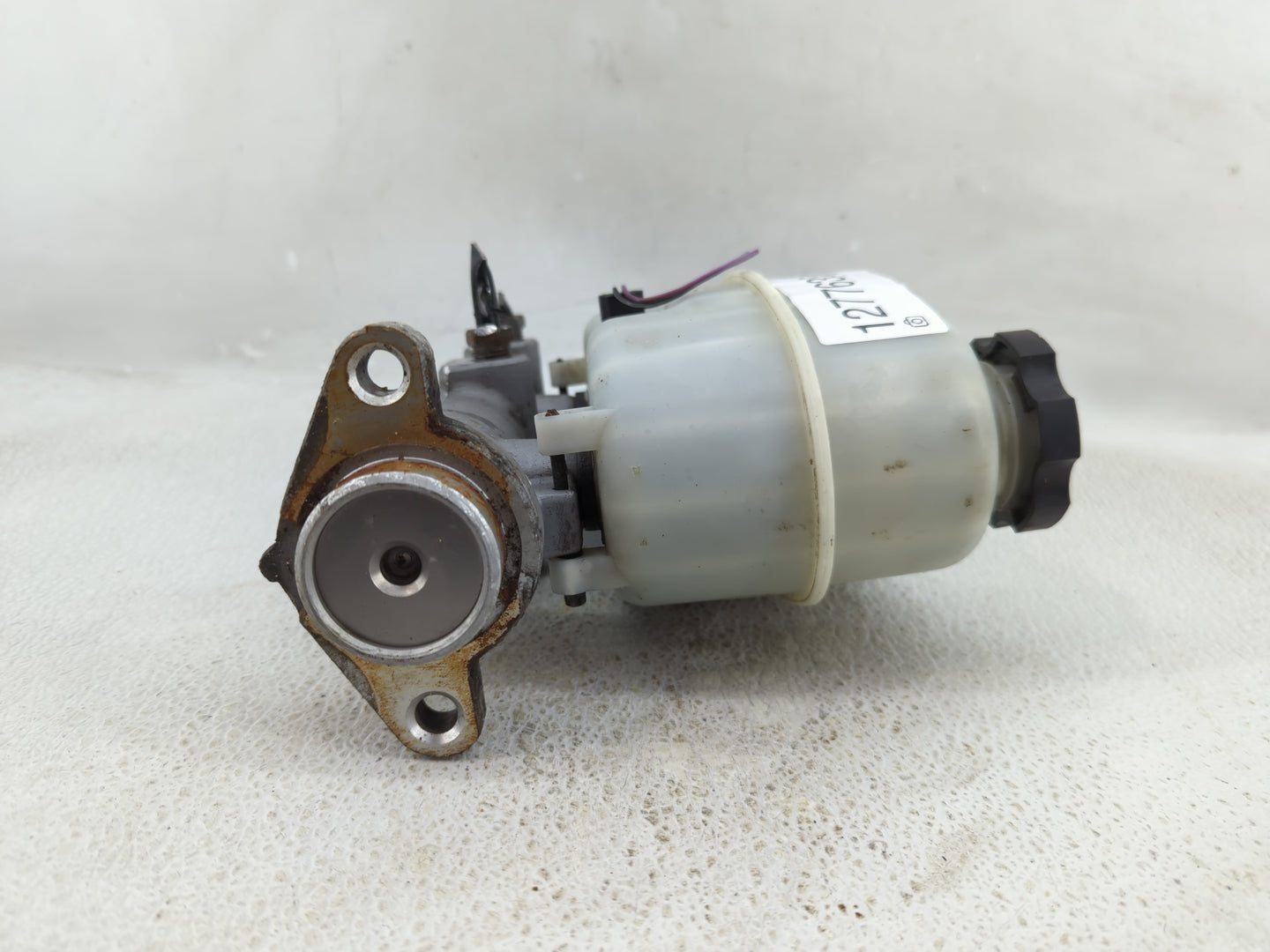 2012 Gmc Savana 2500 Brake Master Cylinder - Oemusedautoparts1.com