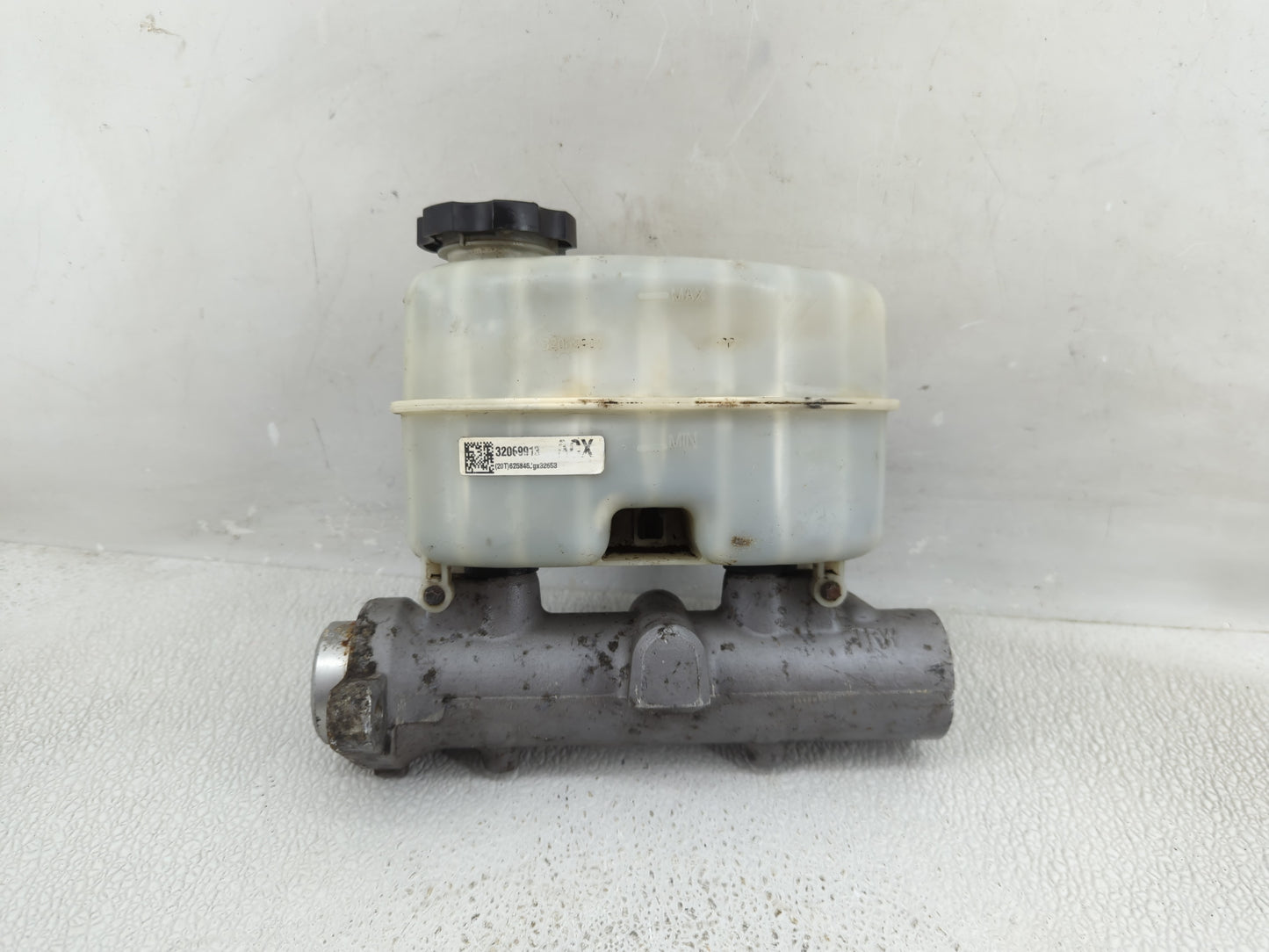 2012 Gmc Savana 2500 Brake Master Cylinder - Oemusedautoparts1.com