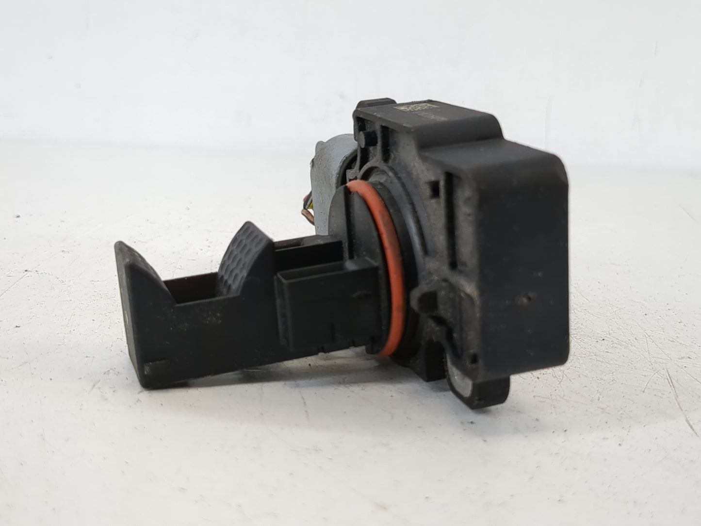 2009-2013 Gmc Sierra 1500 Mass Air Flow Meter Maf - Oemusedautoparts1.com