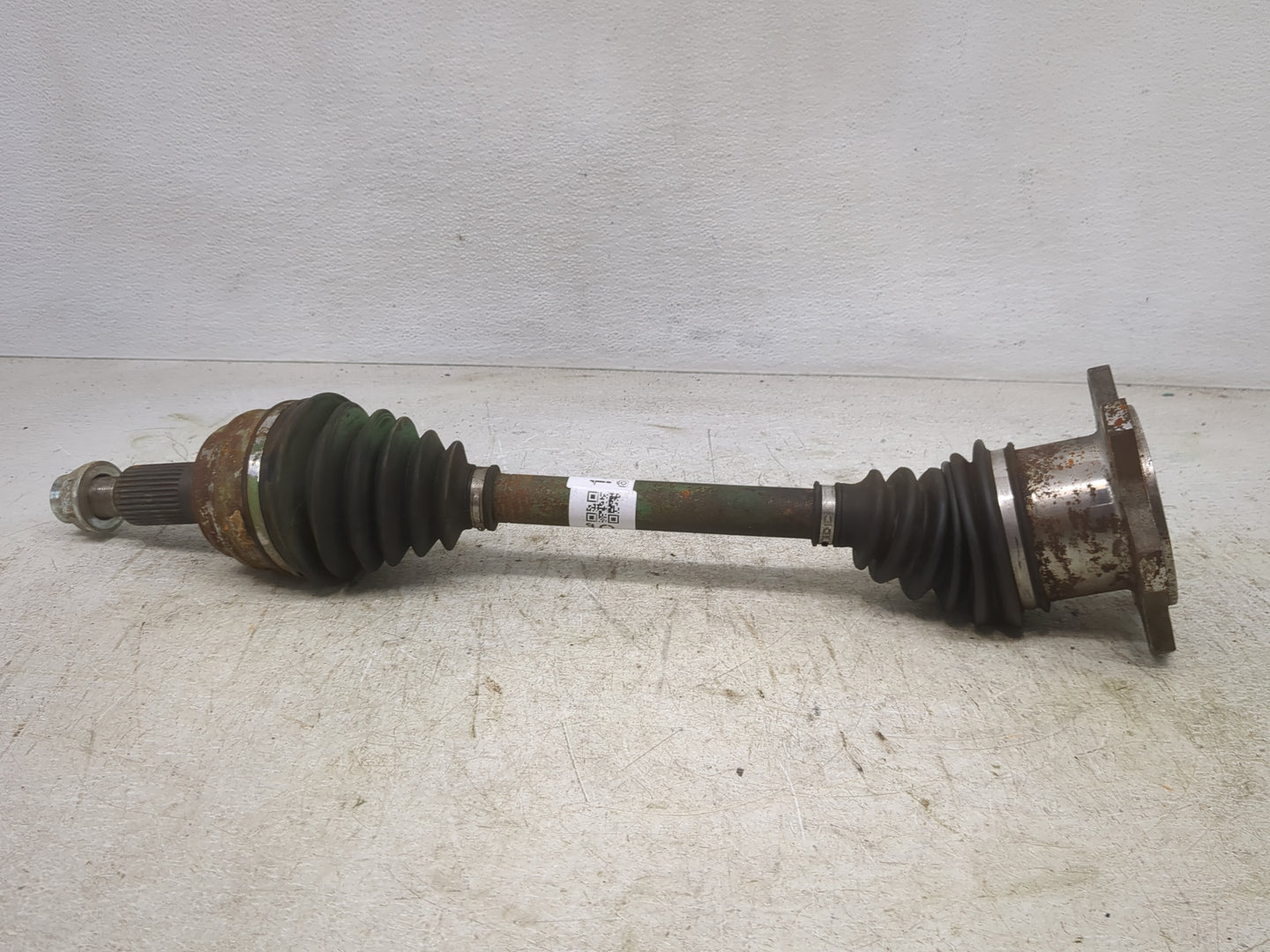 2007-2013 Gmc Sierra 1500 Axle Shaft Front Driver Cv C/v 1428585 - Oemusedautoparts1.com