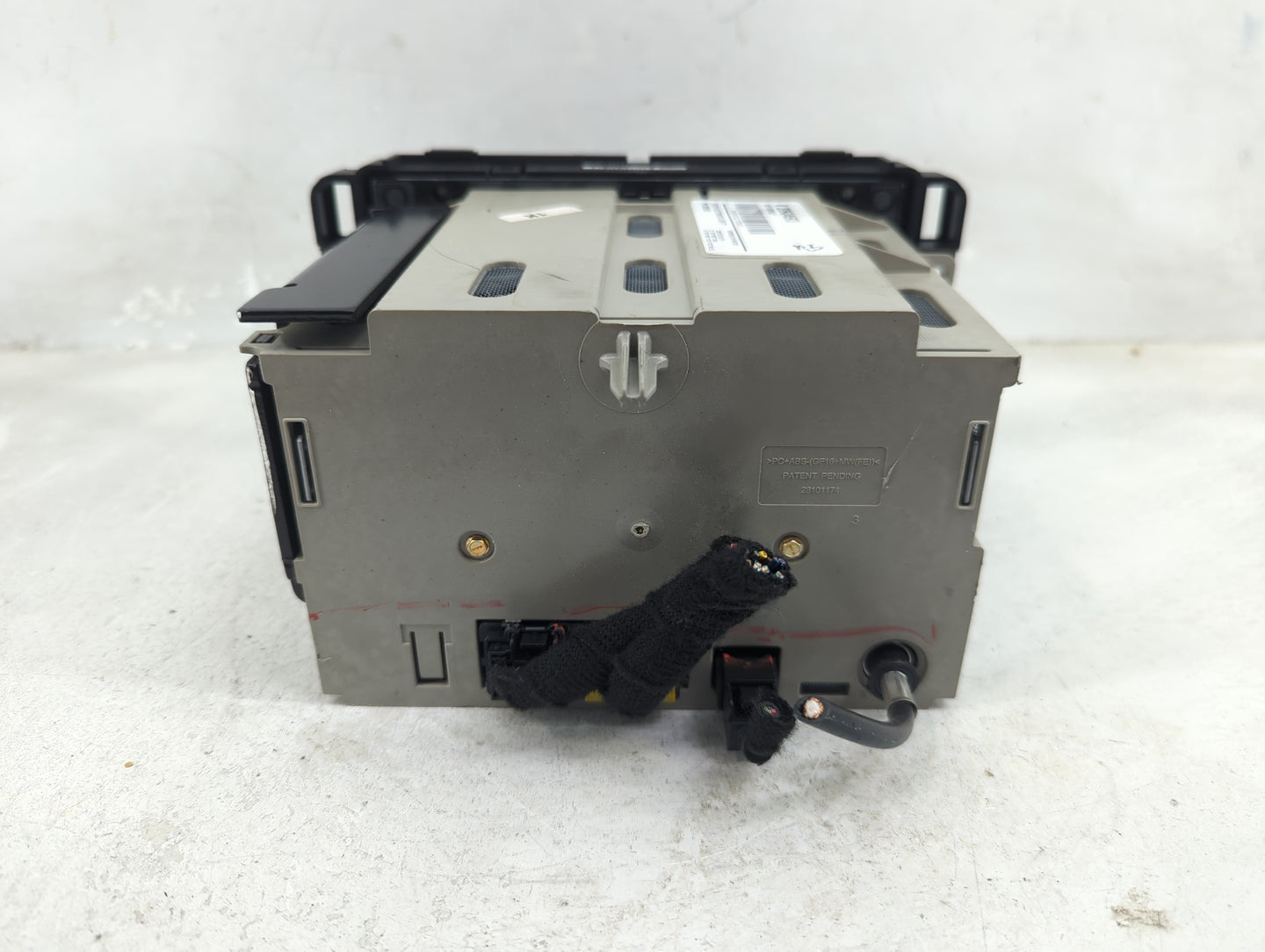 2010-2013 Gmc Sierra 1500 Radio AM FM Cd Player Receiver Replacement P/N:20934593 Fits OEM Used Auto Parts - Oemusedautopart