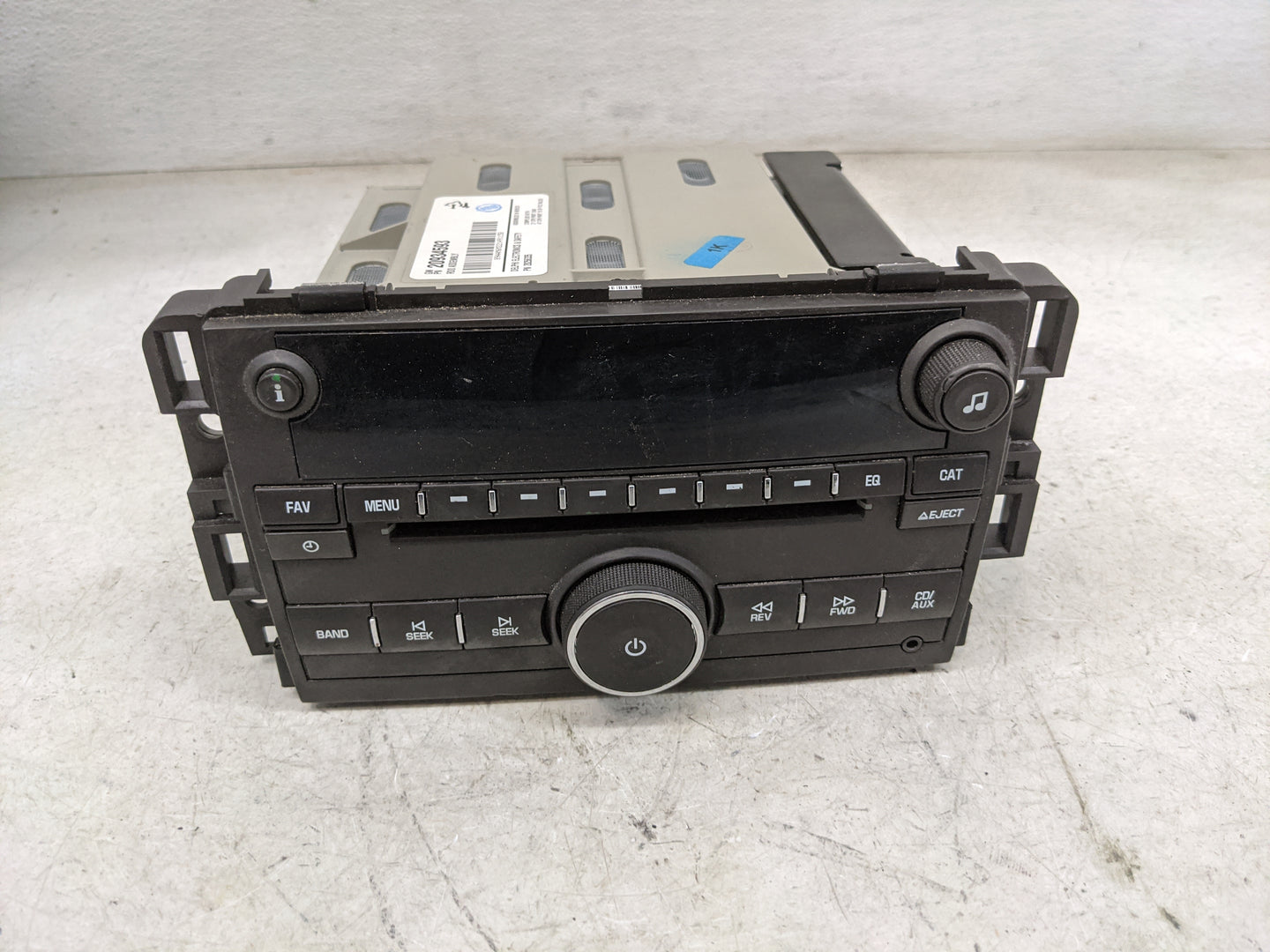 2010-2013 Gmc Sierra 1500 Radio AM FM Cd Player Receiver Replacement P/N:20934593 28256335 Fits OEM Used Auto Parts - Oemuse