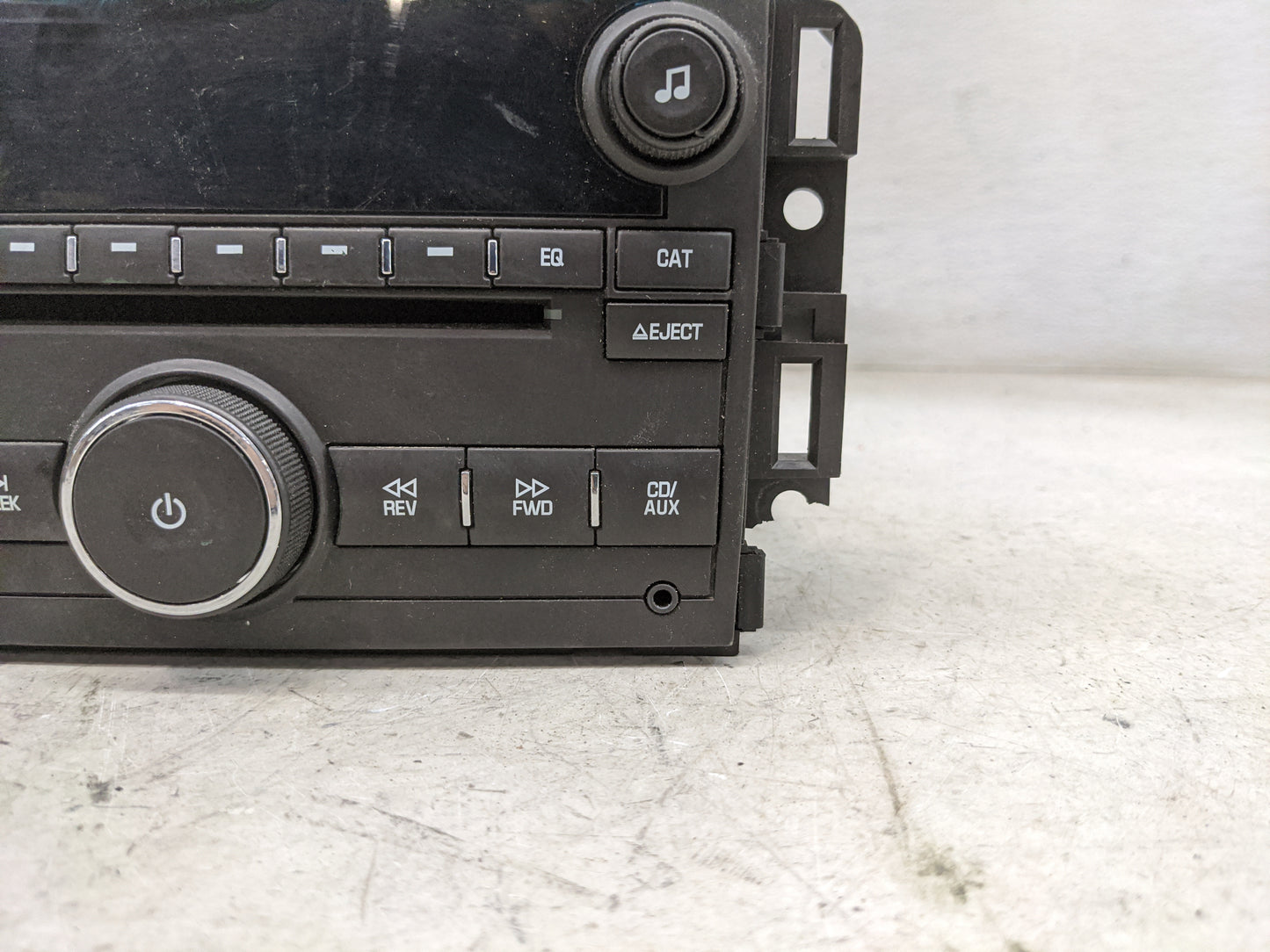 2010-2013 Gmc Sierra 1500 Radio AM FM Cd Player Receiver Replacement P/N:20934593 28256335 Fits OEM Used Auto Parts - Oemuse