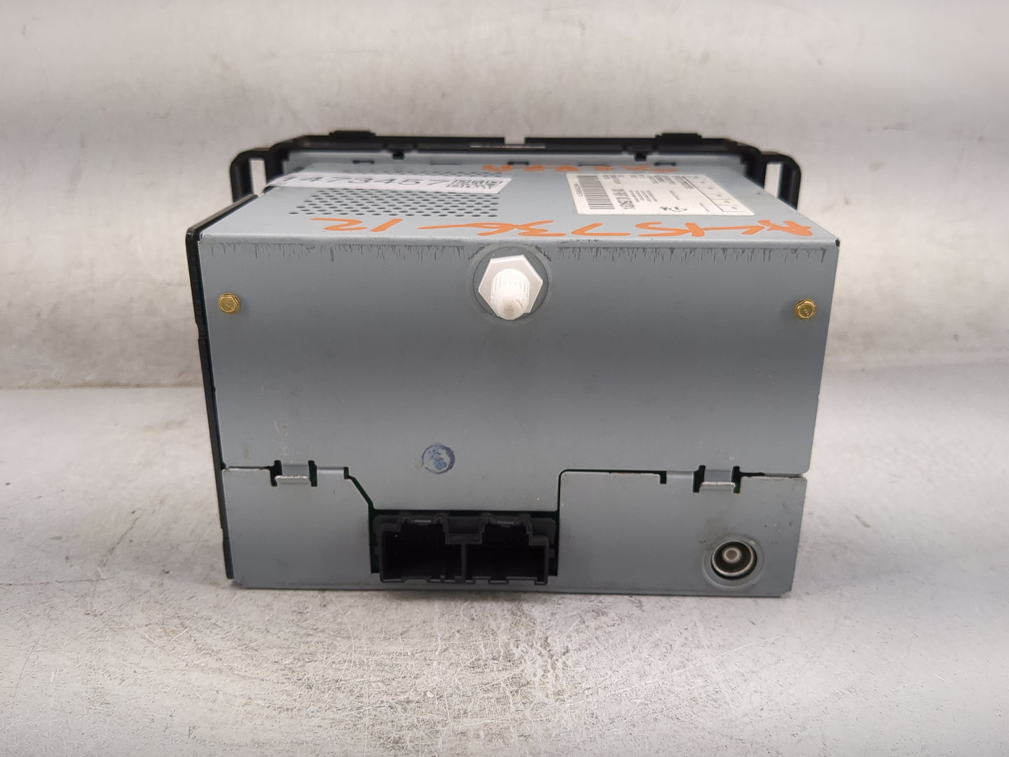 2007-2013 Gmc Sierra 1500 Radio AM FM Cd Player Receiver Replacement P/N:28162319 25942014 Fits OEM Used Auto Parts - Oemuse