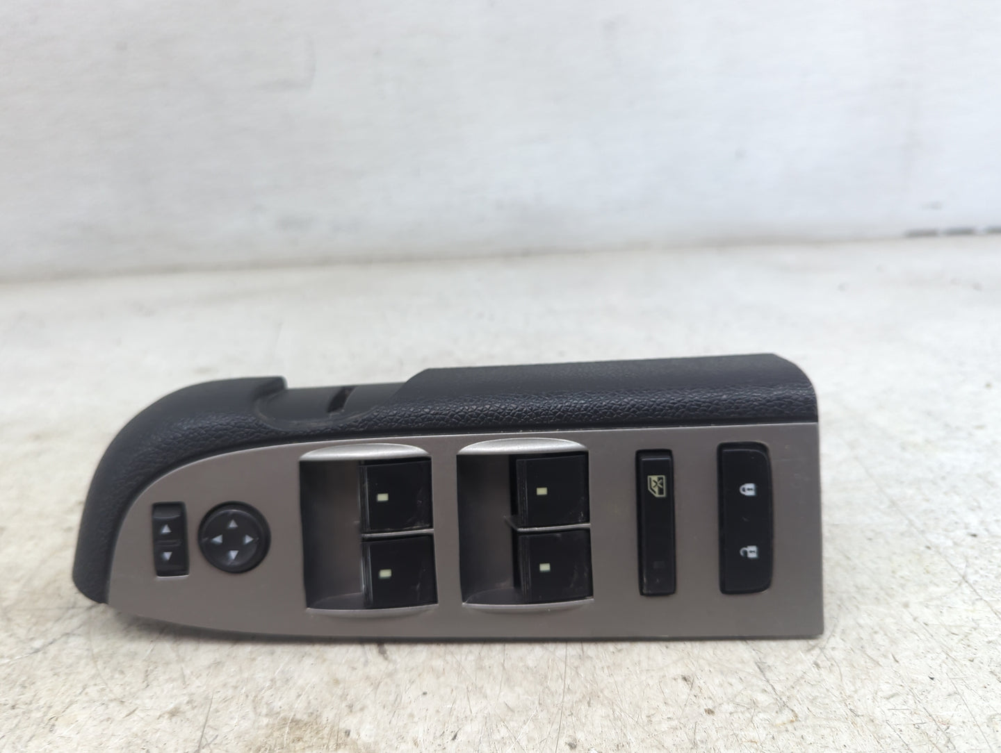 2012 Gmc Sierra 1500 Master Power Window Switch Replacement Driver Side Left P/N:901-341 Fits OEM Used Auto Parts - Oemuseda