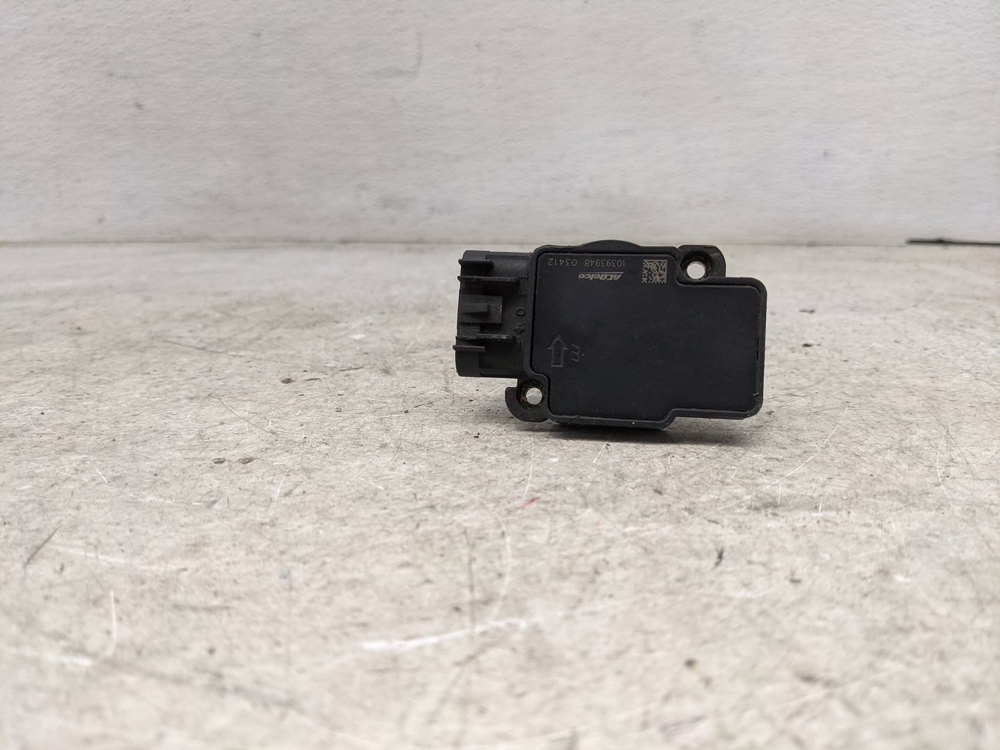 2009-2013 Gmc Sierra 1500 Mass Air Flow Meter Maf 1485909 - Oemusedautoparts1.com