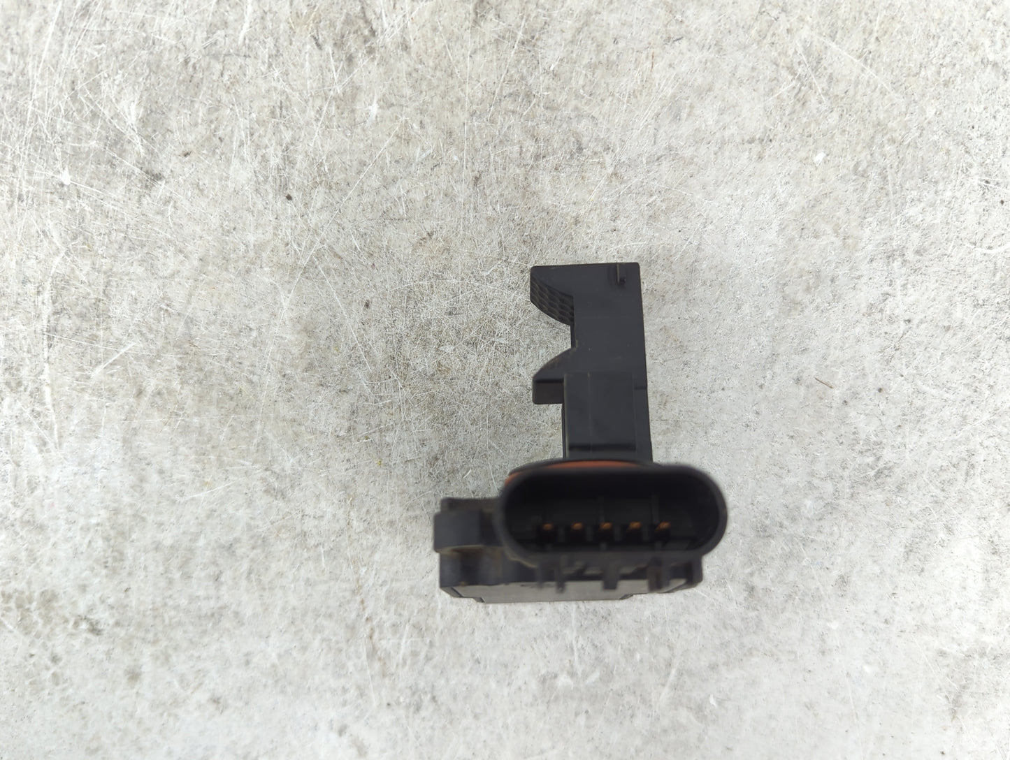 2009-2013 Gmc Sierra 1500 Mass Air Flow Meter Maf 1487561 - Oemusedautoparts1.com
