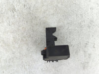 2009-2013 Gmc Sierra 1500 Mass Air Flow Meter Maf 1487561 - Oemusedautoparts1.com