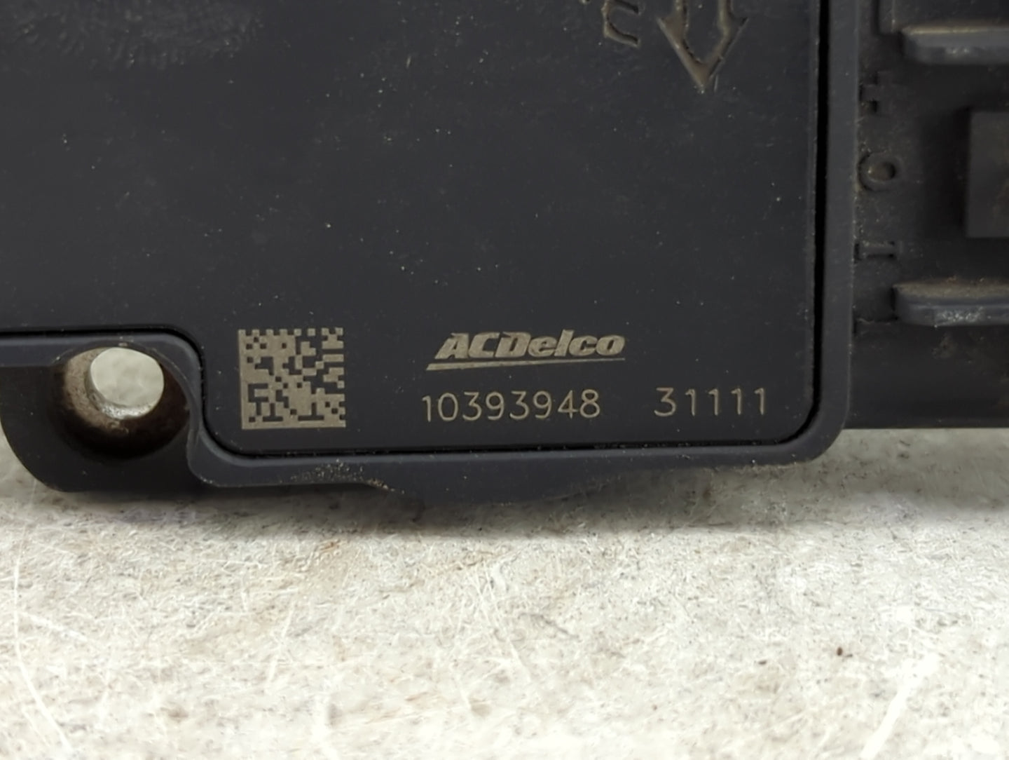 2009-2013 Gmc Sierra 1500 Mass Air Flow Meter Maf 1487561 - Oemusedautoparts1.com