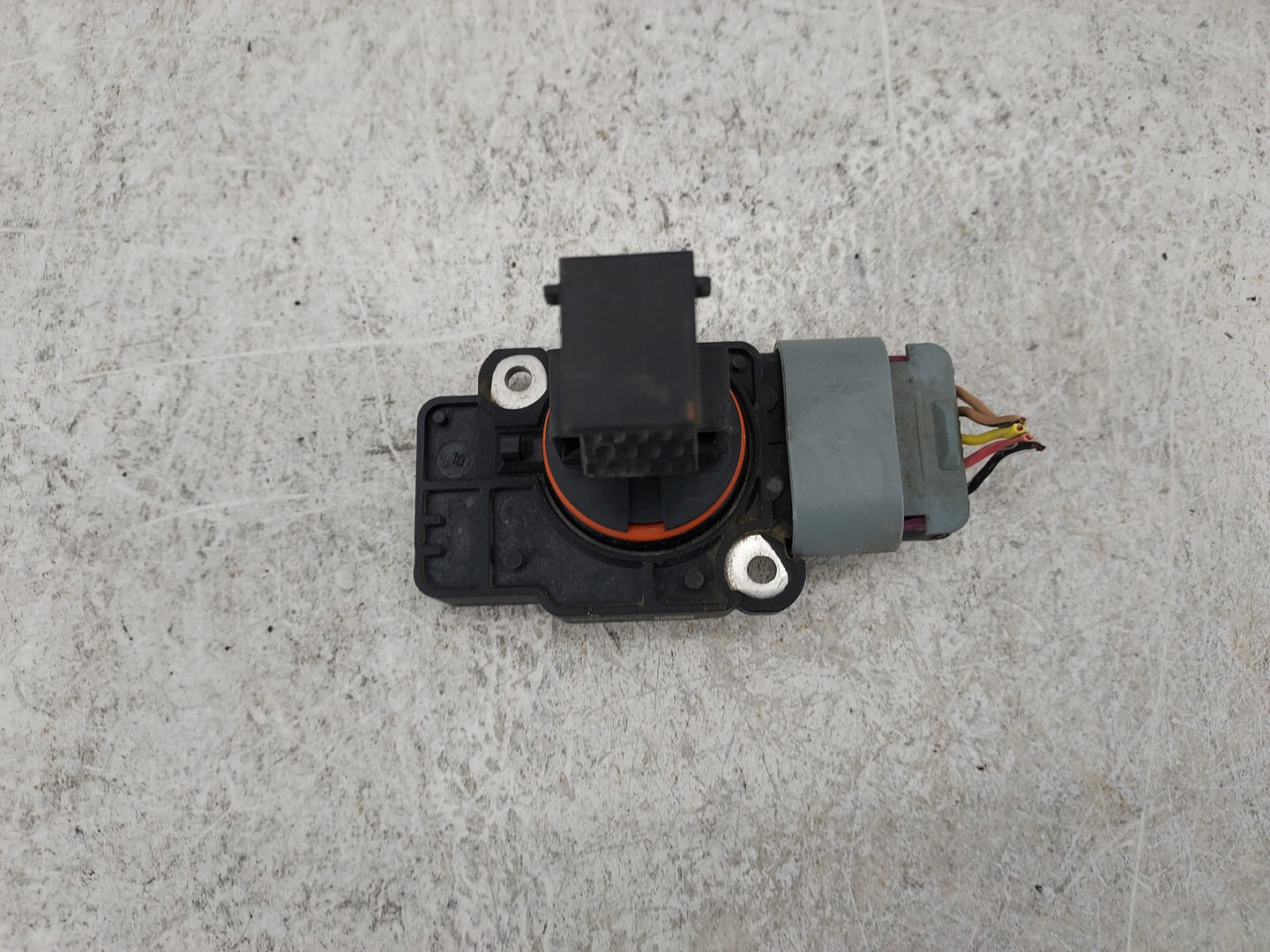 2009-2013 Gmc Sierra 1500 Mass Air Flow Meter Maf 1487954 - Oemusedautoparts1.com