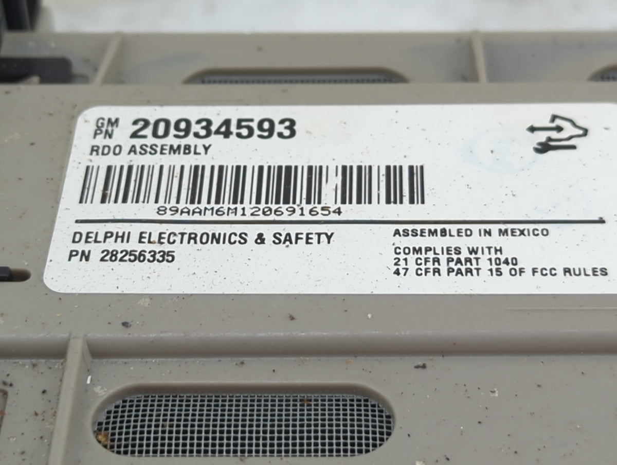 2010-2013 Gmc Sierra 1500 Radio AM FM Cd Player Receiver Replacement P/N:20934593 28256335 Fits OEM Used Auto Parts - Oemuse