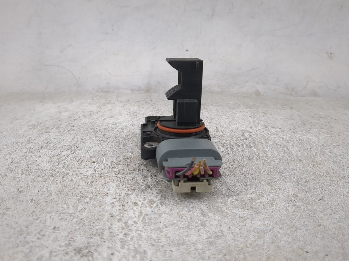 2009-2013 Gmc Sierra 1500 Mass Air Flow Meter Maf Sensor - Oemusedautoparts1.com